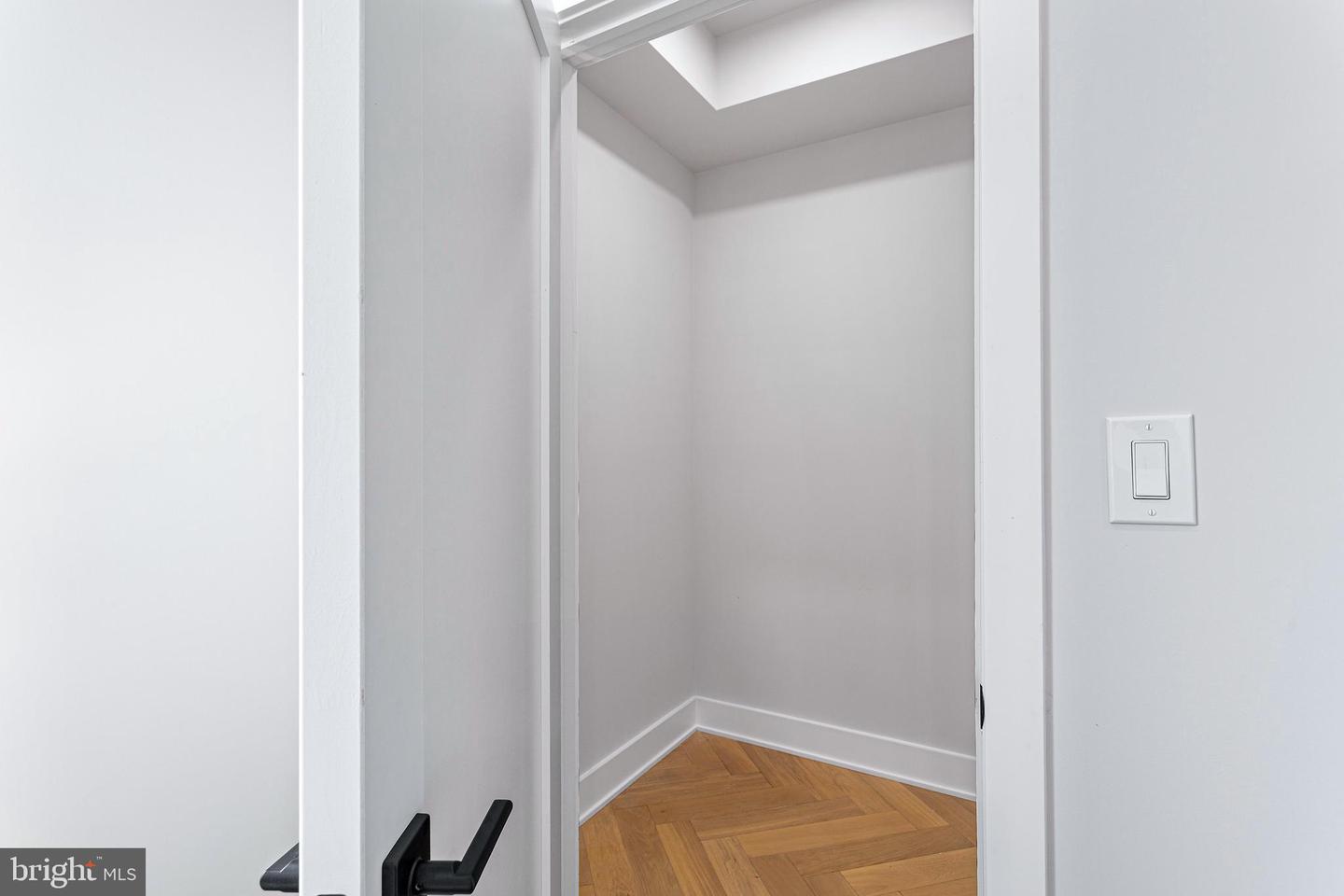 1516 EAST CAPITOL ST NE #T, WASHINGTON, District Of Columbia 20003, 2 Bedrooms Bedrooms, ,2 BathroomsBathrooms,Residential,For sale,1516 EAST CAPITOL ST NE #T,DCDC2244206 MLS # DCDC2244206