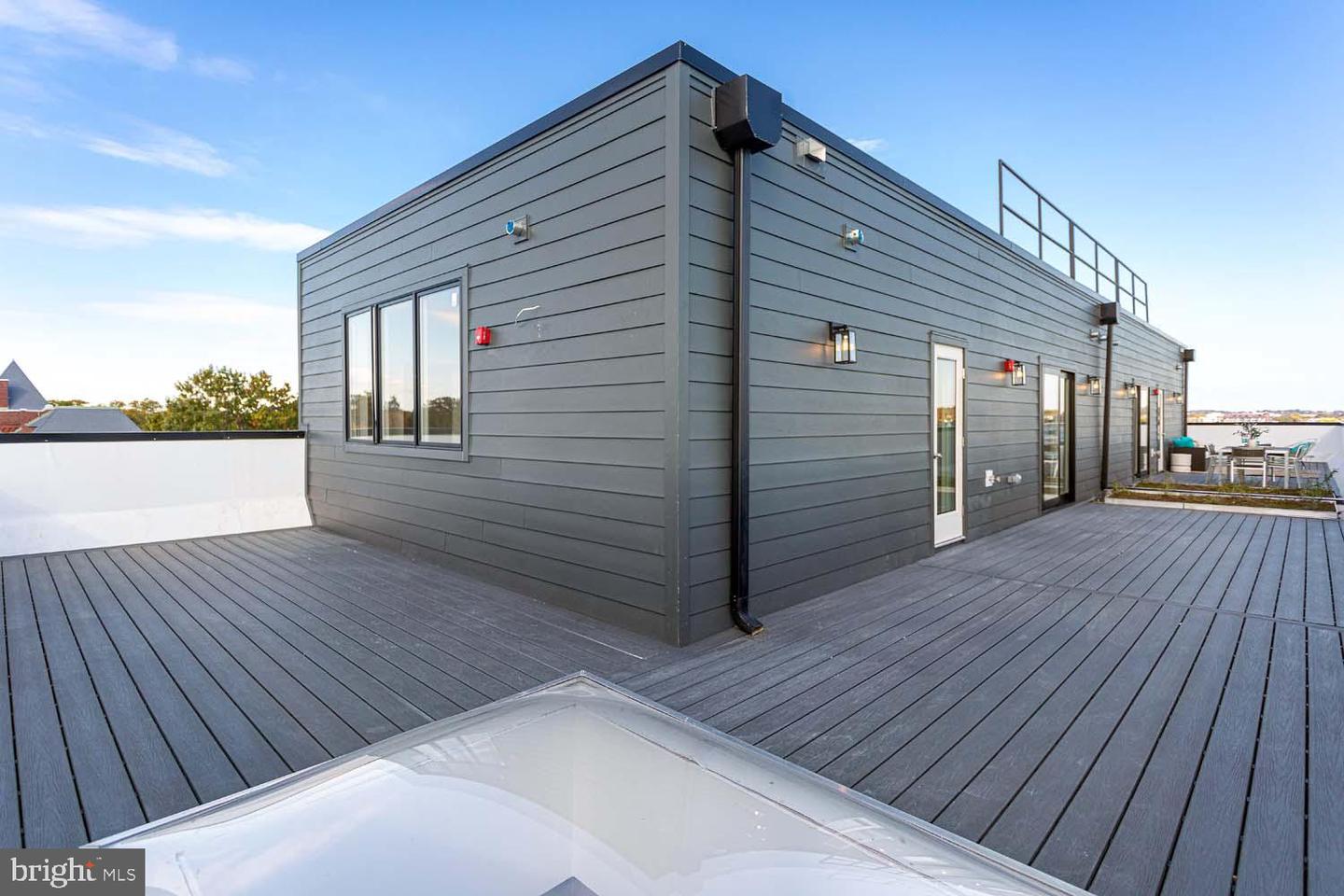 1516 EAST CAPITOL ST NE #T, WASHINGTON, District Of Columbia 20003, 2 Bedrooms Bedrooms, ,2 BathroomsBathrooms,Residential,For sale,1516 EAST CAPITOL ST NE #T,DCDC2244206 MLS # DCDC2244206