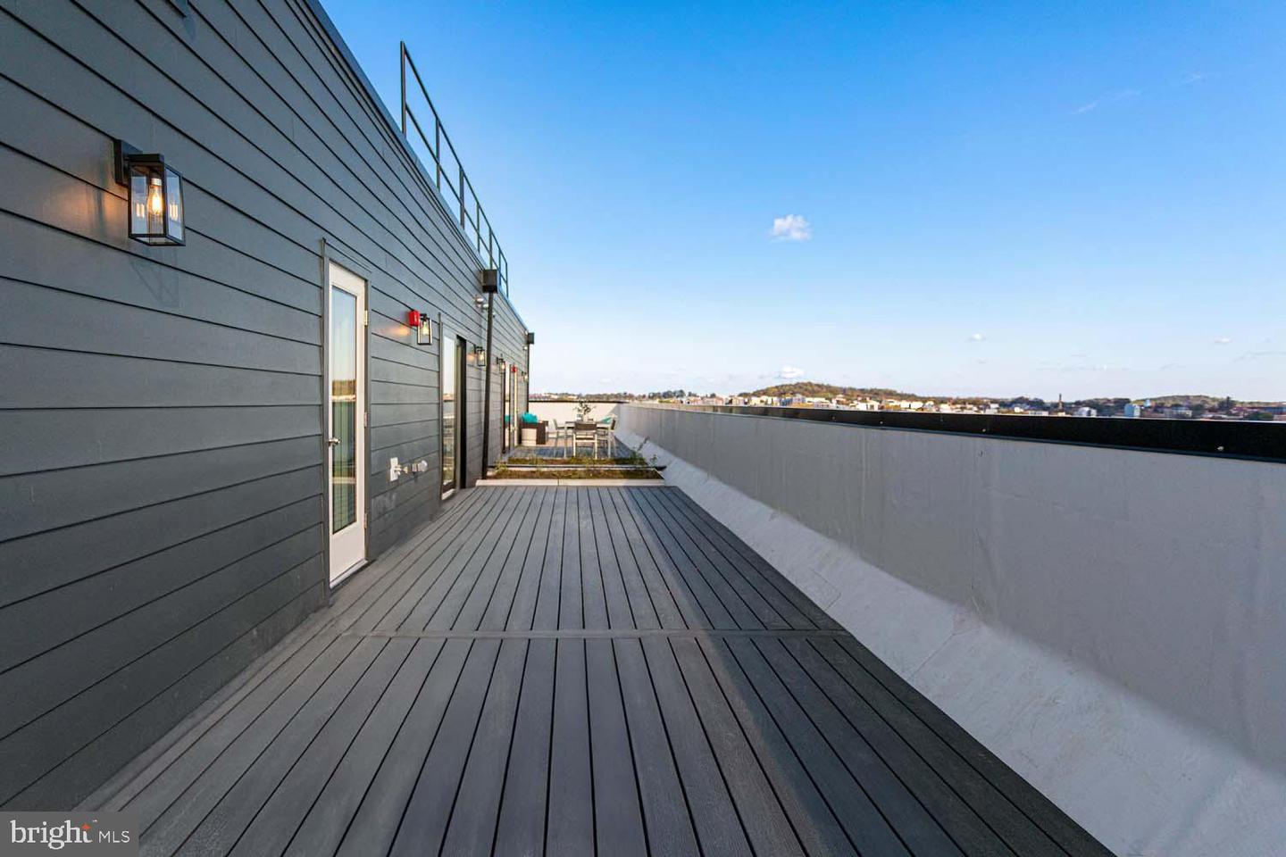 1516 EAST CAPITOL ST NE #T, WASHINGTON, District Of Columbia 20003, 2 Bedrooms Bedrooms, ,2 BathroomsBathrooms,Residential,For sale,1516 EAST CAPITOL ST NE #T,DCDC2244206 MLS # DCDC2244206