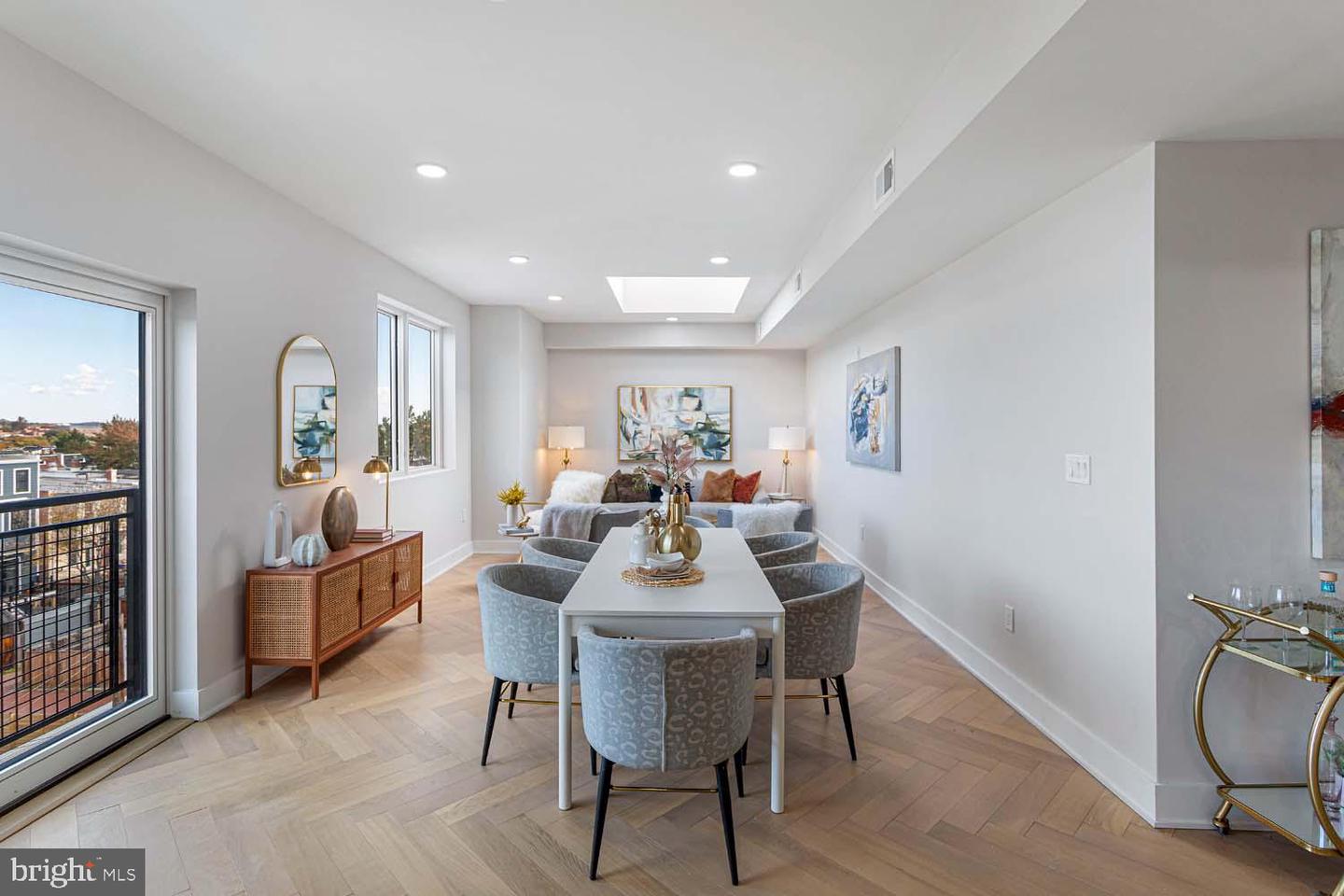 1516 EAST CAPITOL ST NE #T, WASHINGTON, District Of Columbia 20003, 2 Bedrooms Bedrooms, ,2 BathroomsBathrooms,Residential,For sale,1516 EAST CAPITOL ST NE #T,DCDC2244206 MLS # DCDC2244206