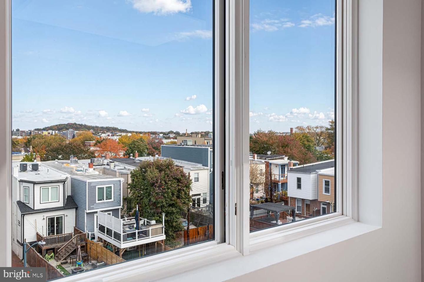 1516 EAST CAPITOL ST NE #T, WASHINGTON, District Of Columbia 20003, 2 Bedrooms Bedrooms, ,2 BathroomsBathrooms,Residential,For sale,1516 EAST CAPITOL ST NE #T,DCDC2244206 MLS # DCDC2244206