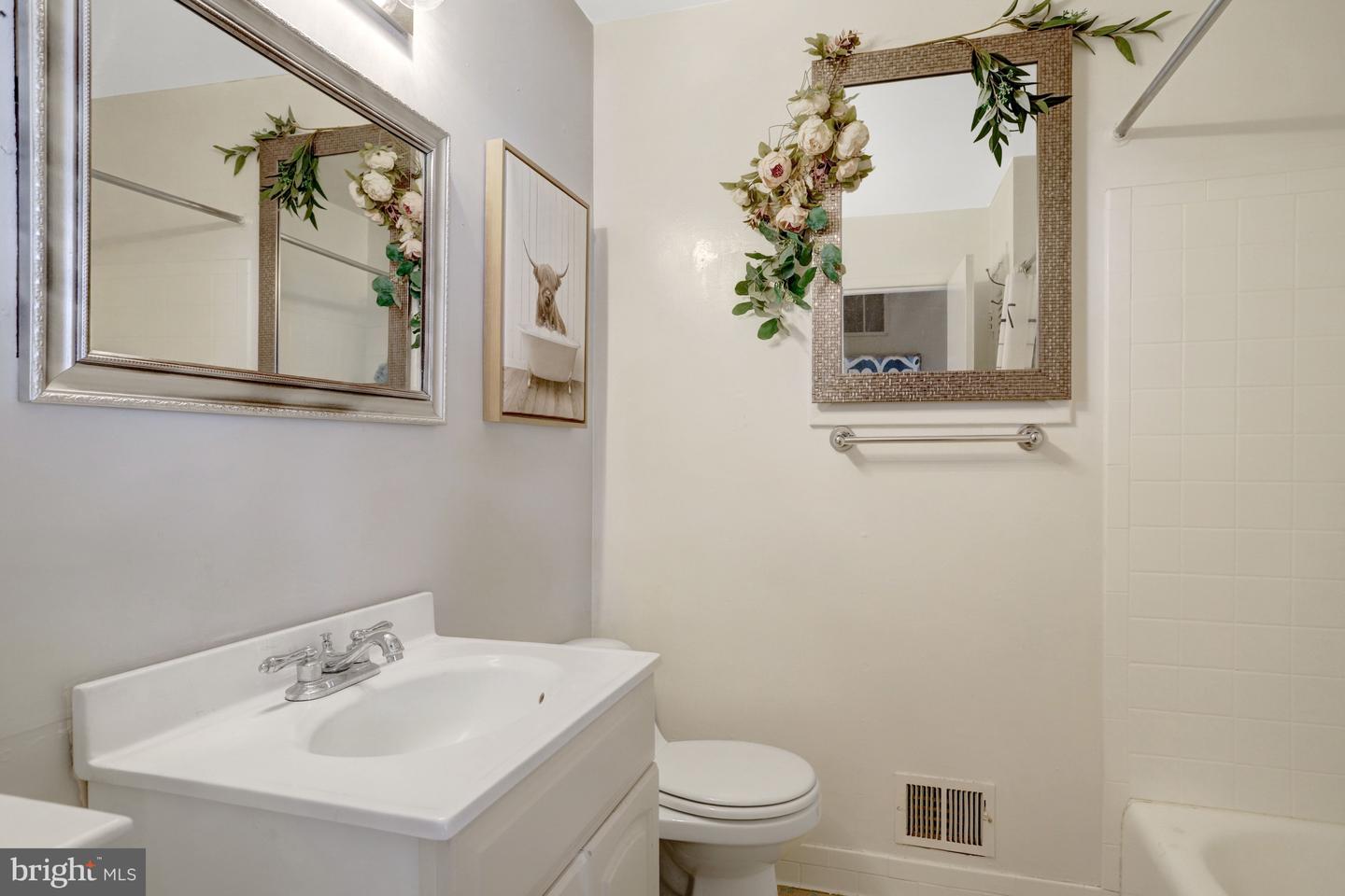 8904 CAMFIELD DR, ALEXANDRIA, Virginia 22308, 4 Bedrooms Bedrooms, ,2 BathroomsBathrooms,Residential,For sale,8904 CAMFIELD DR,VAFX2288508 MLS # VAFX2288508