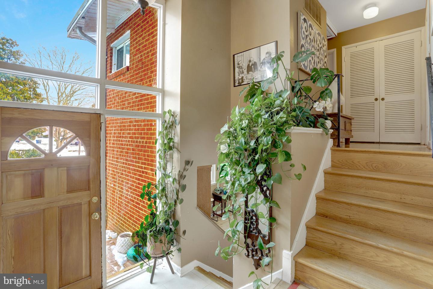 8904 CAMFIELD DR, ALEXANDRIA, Virginia 22308, 4 Bedrooms Bedrooms, ,2 BathroomsBathrooms,Residential,For sale,8904 CAMFIELD DR,VAFX2288508 MLS # VAFX2288508