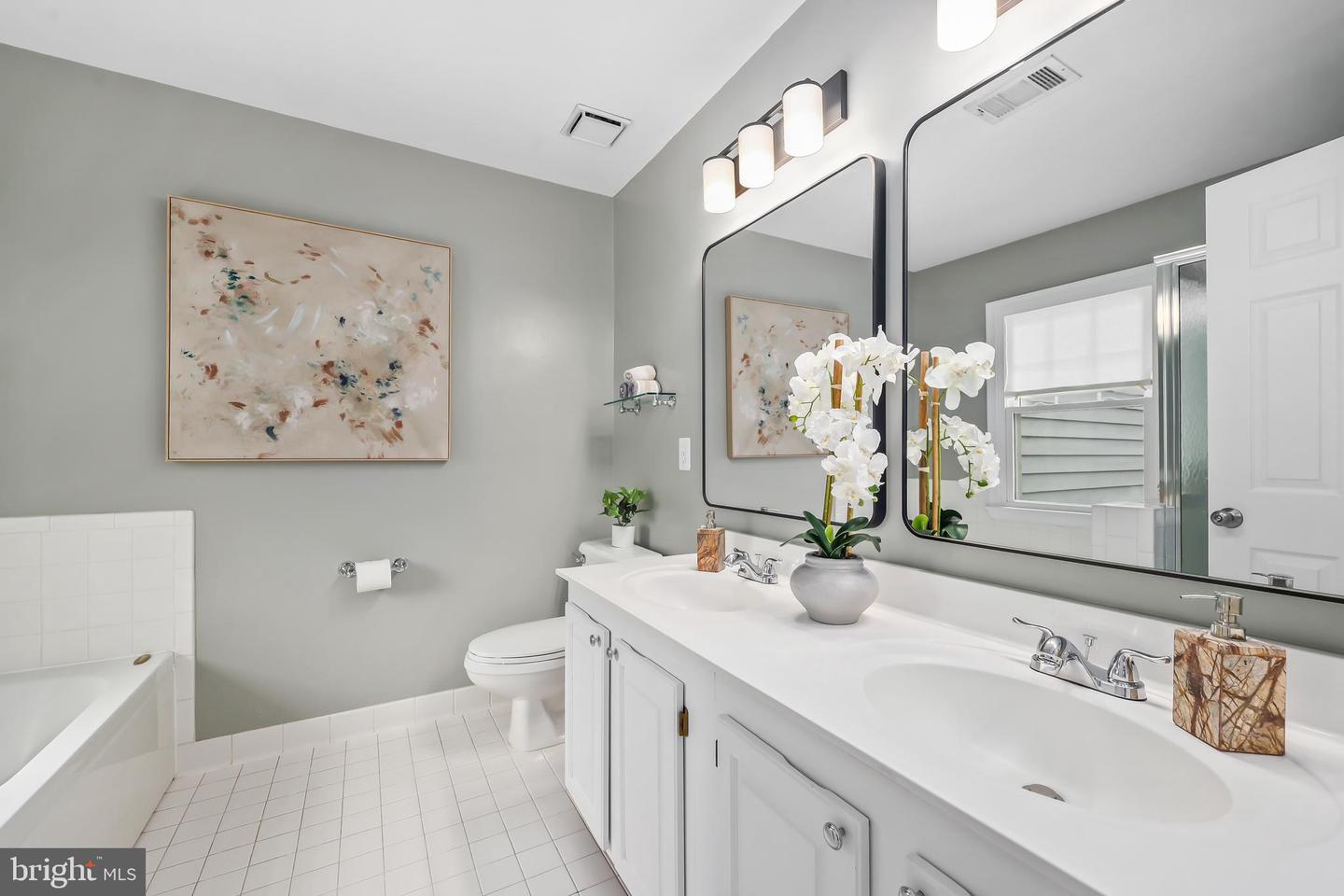 1202 WEATHERSTONE CT, RESTON, Virginia 20194, 3 Bedrooms Bedrooms, ,2 BathroomsBathrooms,Residential,For sale,1202 WEATHERSTONE CT,VAFX2288642 MLS # VAFX2288642