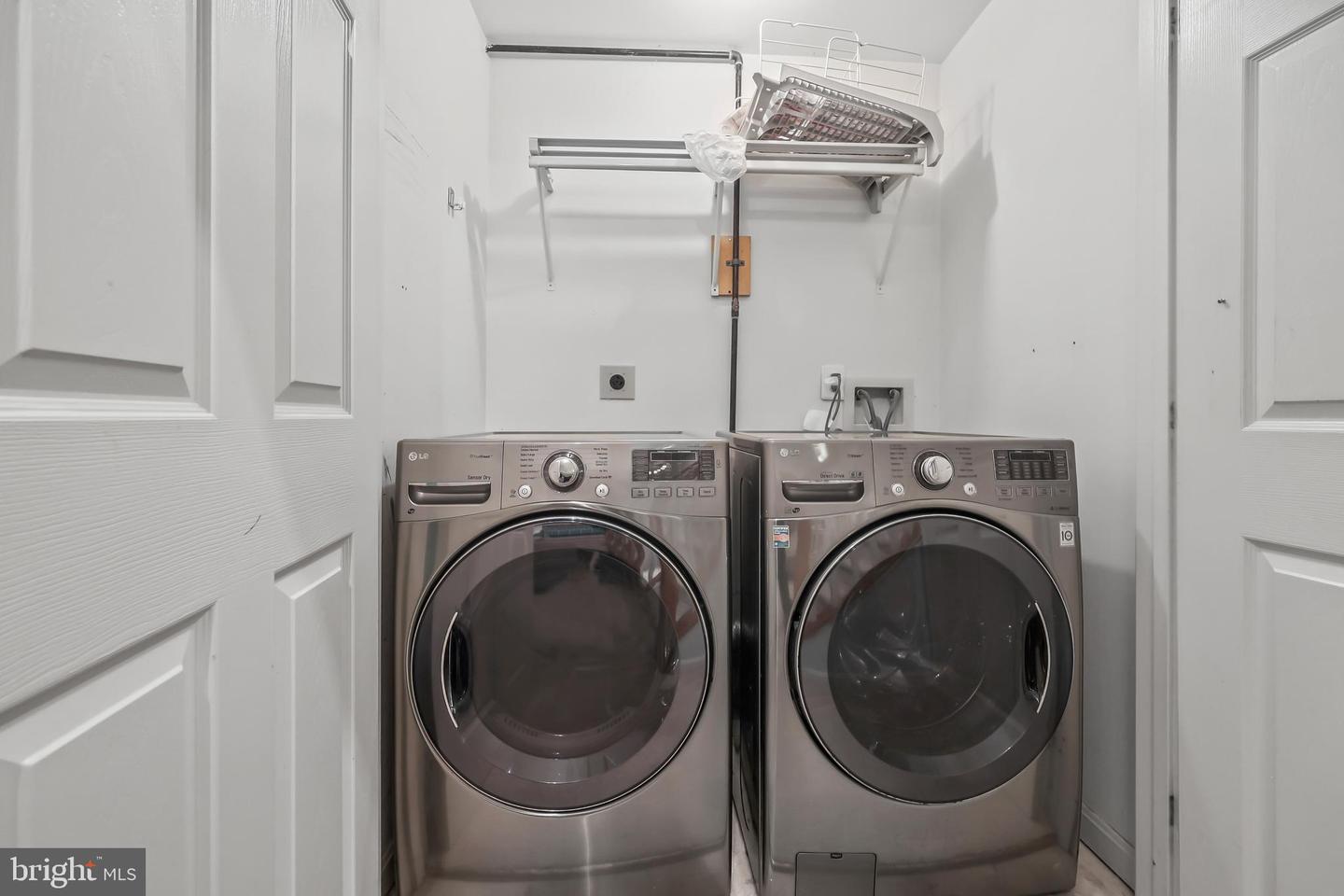 1202 WEATHERSTONE CT, RESTON, Virginia 20194, 3 Bedrooms Bedrooms, ,2 BathroomsBathrooms,Residential,For sale,1202 WEATHERSTONE CT,VAFX2288642 MLS # VAFX2288642