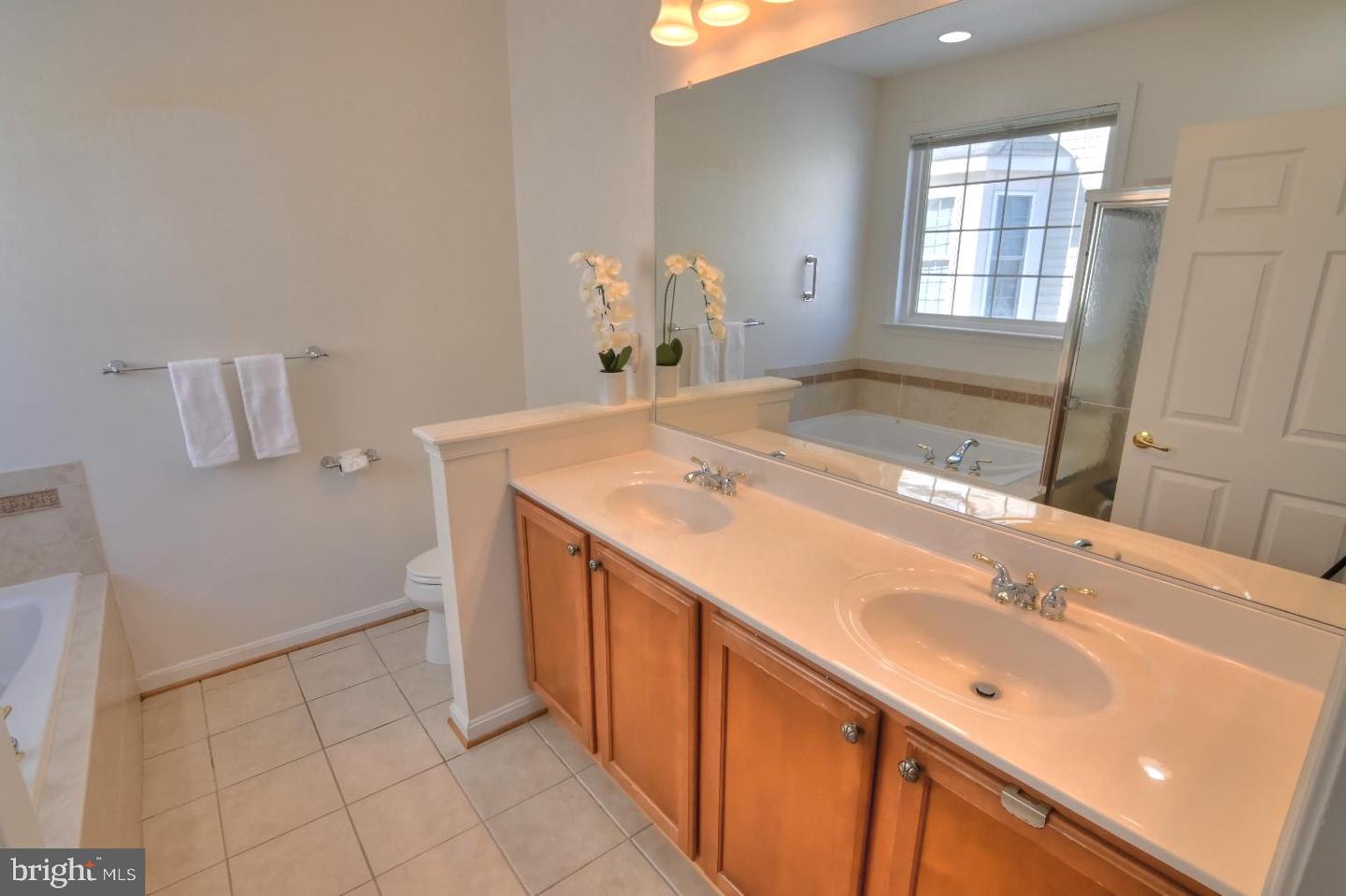 13170 TRIPLE CROWN LOOP, GAINESVILLE, Virginia 20155, 3 Bedrooms Bedrooms, ,3 BathroomsBathrooms,Residential,For sale,13170 TRIPLE CROWN LOOP,VAPW2111916 MLS # VAPW2111916