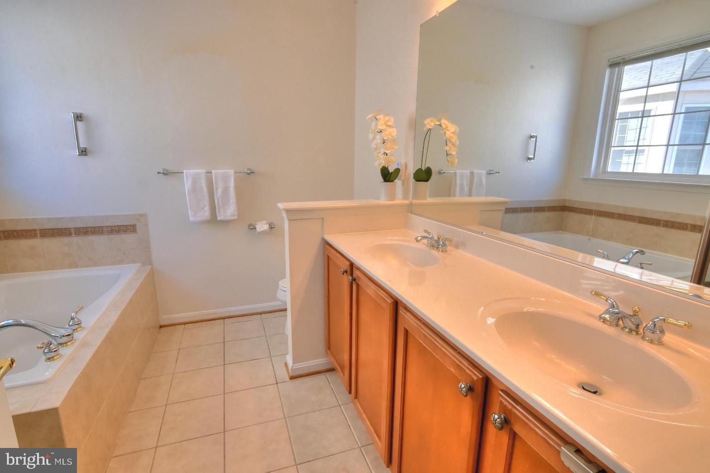 13170 TRIPLE CROWN LOOP, GAINESVILLE, Virginia 20155, 3 Bedrooms Bedrooms, ,3 BathroomsBathrooms,Residential,For sale,13170 TRIPLE CROWN LOOP,VAPW2111916 MLS # VAPW2111916