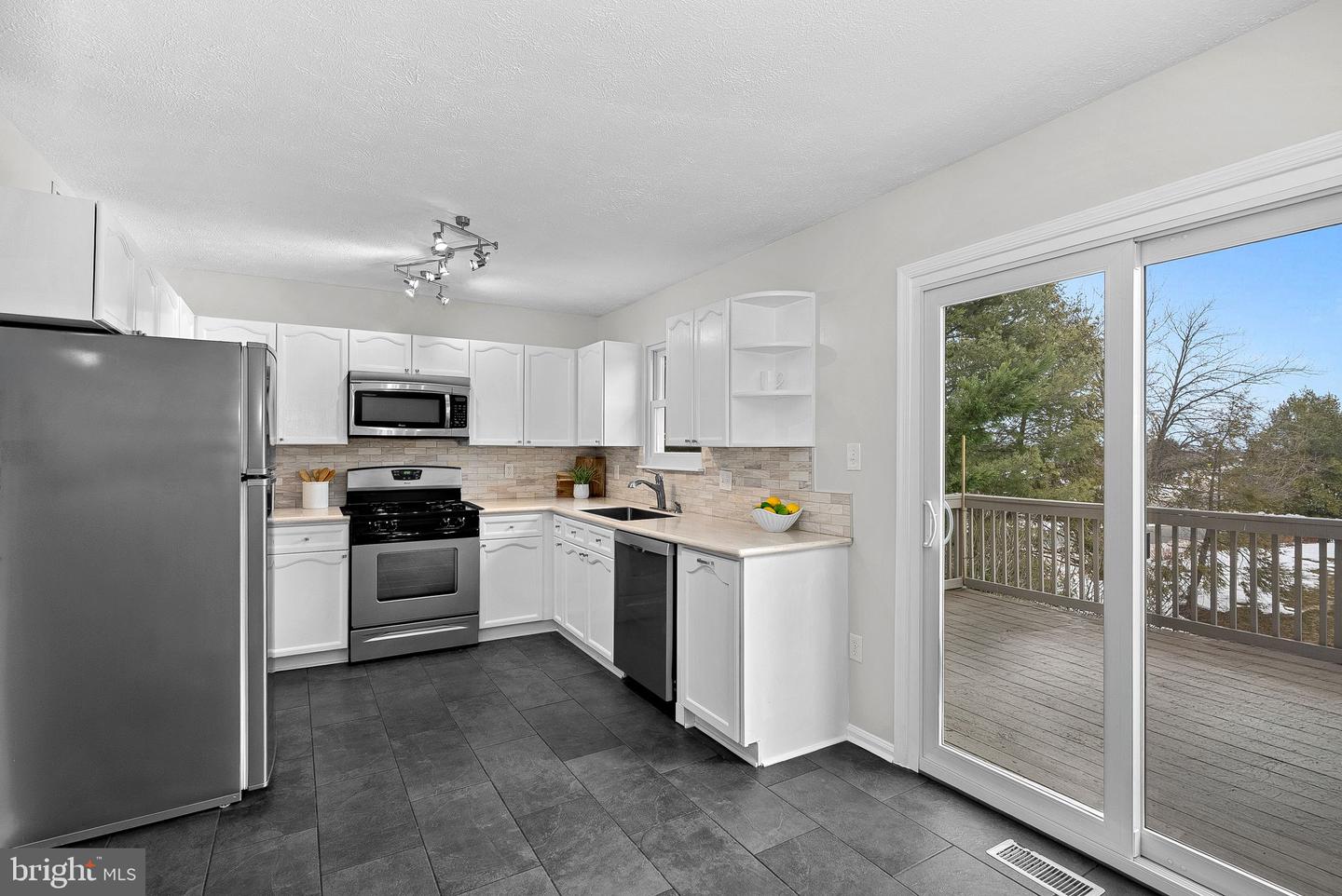 20718 APOLLO TER, ASHBURN, Virginia 20147, 3 Bedrooms Bedrooms, ,2 BathroomsBathrooms,Residential,For sale,20718 APOLLO TER,VALO2115272 MLS # VALO2115272