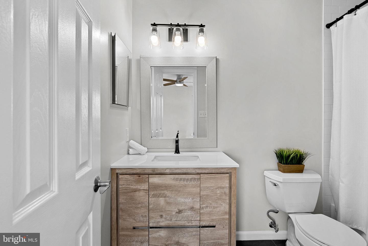 20718 APOLLO TER, ASHBURN, Virginia 20147, 3 Bedrooms Bedrooms, ,2 BathroomsBathrooms,Residential,For sale,20718 APOLLO TER,VALO2115272 MLS # VALO2115272