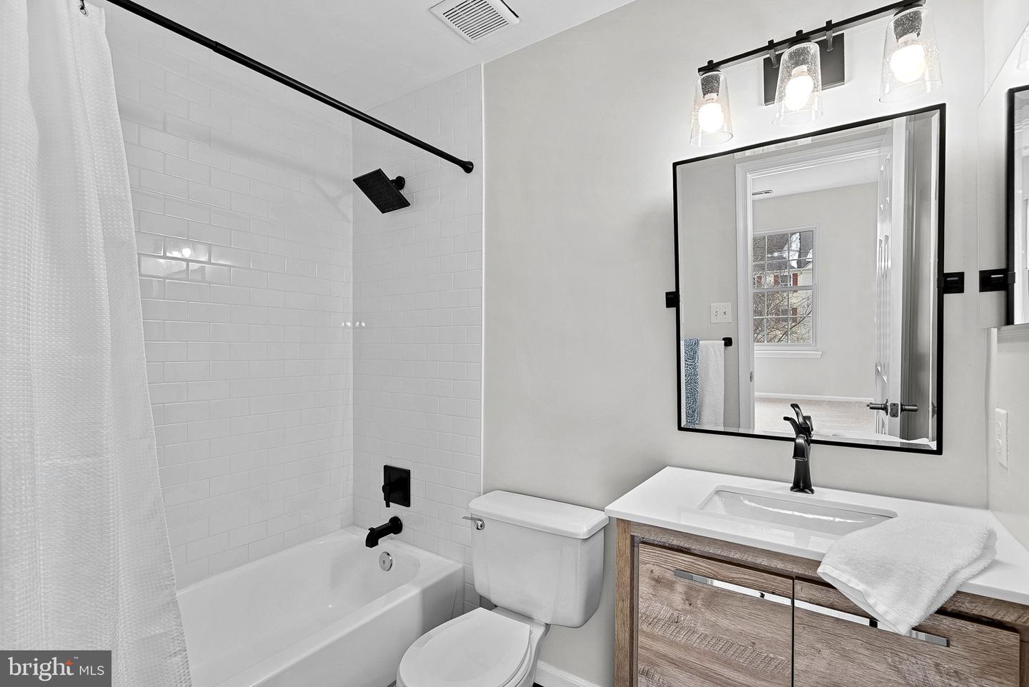 20718 APOLLO TER, ASHBURN, Virginia 20147, 3 Bedrooms Bedrooms, ,2 BathroomsBathrooms,Residential,For sale,20718 APOLLO TER,VALO2115272 MLS # VALO2115272