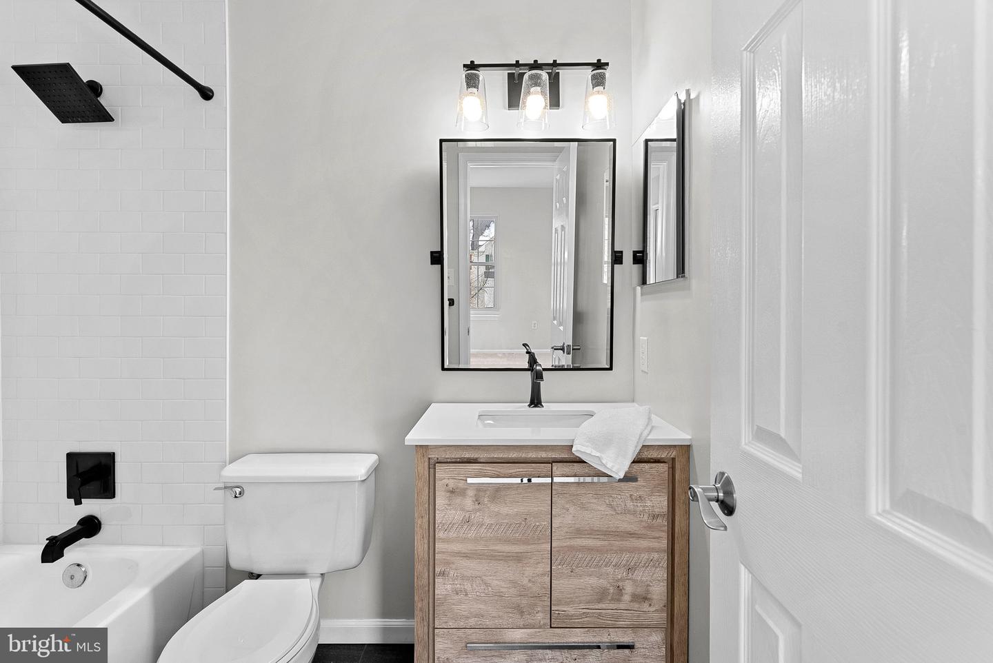 20718 APOLLO TER, ASHBURN, Virginia 20147, 3 Bedrooms Bedrooms, ,2 BathroomsBathrooms,Residential,For sale,20718 APOLLO TER,VALO2115272 MLS # VALO2115272