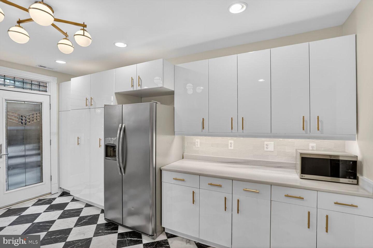 1316 FLORIDA AVE NW, WASHINGTON, District Of Columbia 20009, 4 Bedrooms Bedrooms, 8 Rooms Rooms,3 BathroomsBathrooms,Residential,For sale,1316 FLORIDA AVE NW,DCDC2244898 MLS # DCDC2244898