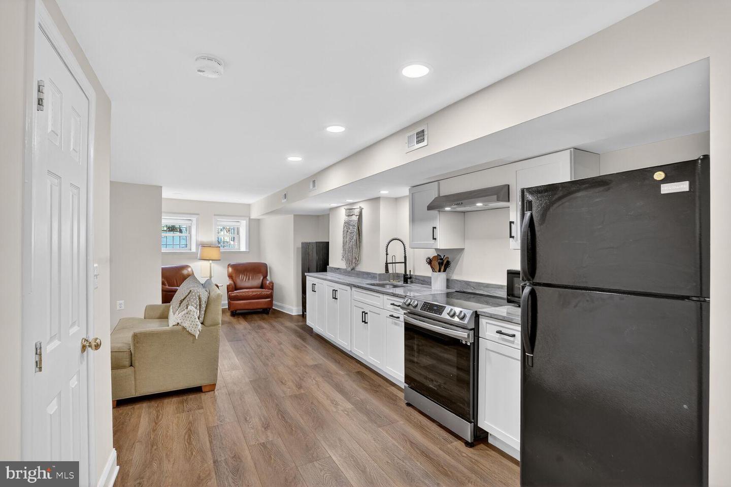 1316 FLORIDA AVE NW, WASHINGTON, District Of Columbia 20009, 4 Bedrooms Bedrooms, 8 Rooms Rooms,3 BathroomsBathrooms,Residential,For sale,1316 FLORIDA AVE NW,DCDC2244898 MLS # DCDC2244898