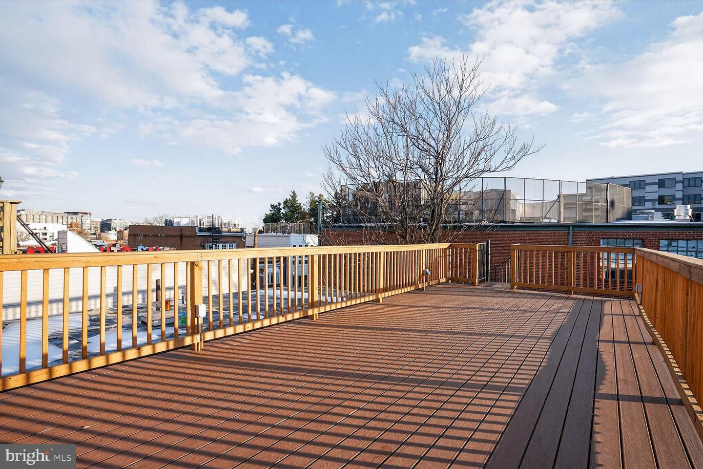 1316 FLORIDA AVE NW, WASHINGTON, District Of Columbia 20009, 4 Bedrooms Bedrooms, 8 Rooms Rooms,3 BathroomsBathrooms,Residential,For sale,1316 FLORIDA AVE NW,DCDC2244898 MLS # DCDC2244898