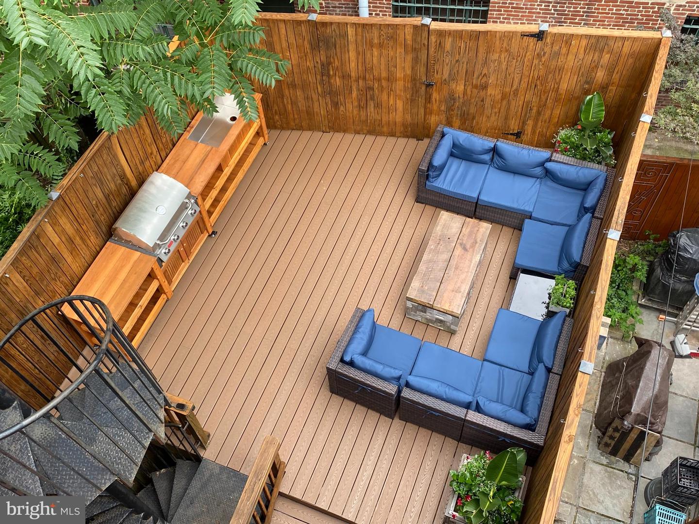 1316 FLORIDA AVE NW, WASHINGTON, District Of Columbia 20009, 4 Bedrooms Bedrooms, 8 Rooms Rooms,3 BathroomsBathrooms,Residential,For sale,1316 FLORIDA AVE NW,DCDC2244898 MLS # DCDC2244898