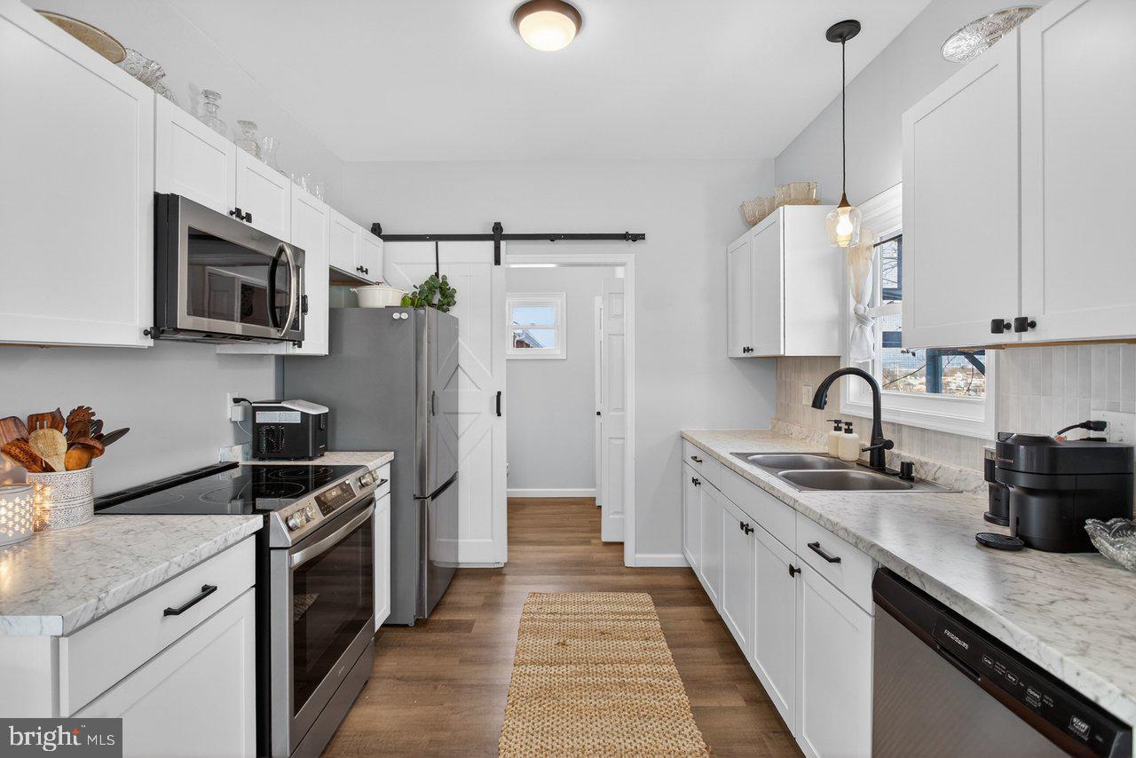 16805 E SPRING AVE, ELKTON, Virginia 22827, 3 Bedrooms Bedrooms, ,2 BathroomsBathrooms,Residential,For sale,16805 E SPRING AVE,VARO2002842 MLS # VARO2002842