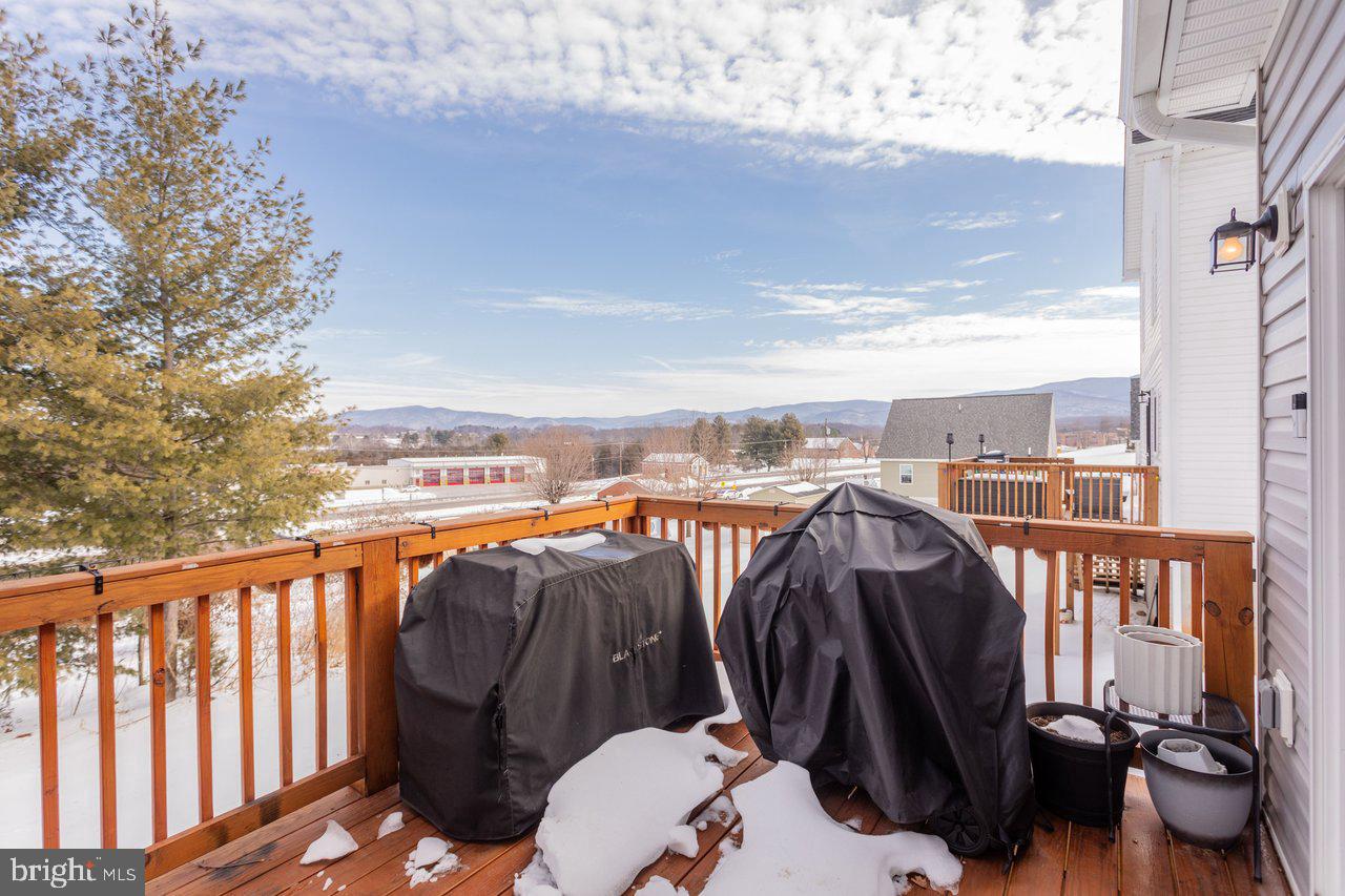 16805 E SPRING AVE, ELKTON, Virginia 22827, 3 Bedrooms Bedrooms, ,2 BathroomsBathrooms,Residential,For sale,16805 E SPRING AVE,VARO2002842 MLS # VARO2002842