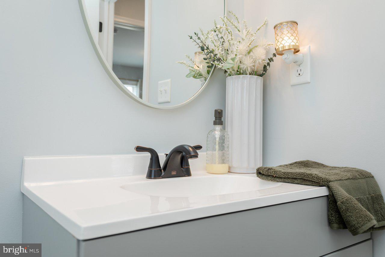 16805 E SPRING AVE, ELKTON, Virginia 22827, 3 Bedrooms Bedrooms, ,2 BathroomsBathrooms,Residential,For sale,16805 E SPRING AVE,VARO2002842 MLS # VARO2002842