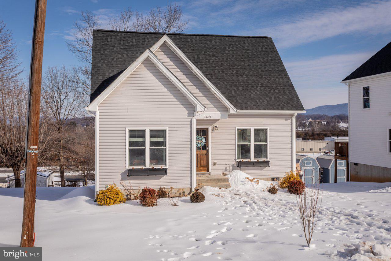 16805 E SPRING AVE, ELKTON, Virginia 22827, 3 Bedrooms Bedrooms, ,2 BathroomsBathrooms,Residential,For sale,16805 E SPRING AVE,VARO2002842 MLS # VARO2002842