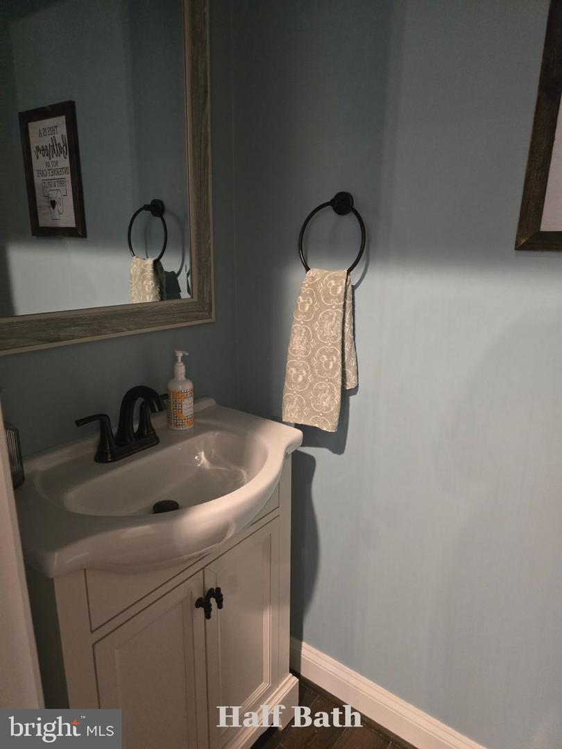 6020 SUMERDUCK RD, REMINGTON, Virginia 22734, 4 Bedrooms Bedrooms, ,3 BathroomsBathrooms,Residential,For sale,6020 SUMERDUCK RD,VAFQ2020462 MLS # VAFQ2020462