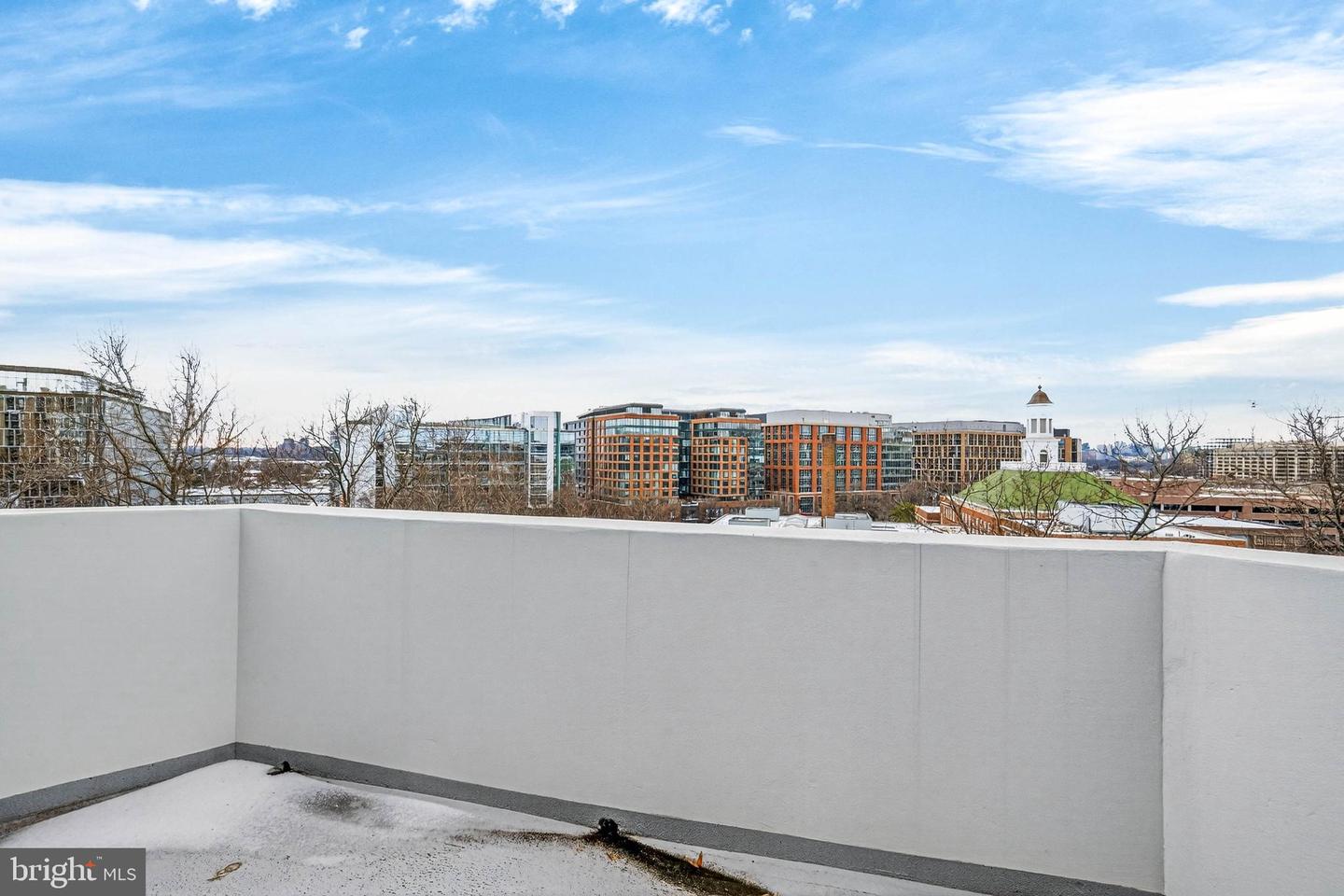 700 7TH ST SW #826, WASHINGTON, District Of Columbia 20024, 1 Bedroom Bedrooms, 4 Rooms Rooms,1 BathroomBathrooms,Residential,For sale,700 7TH ST SW #826,DCDC2245020 MLS # DCDC2245020