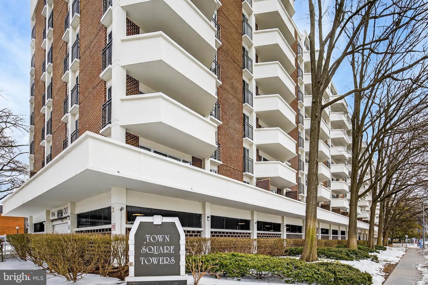 700 7TH ST SW #826, WASHINGTON, District Of Columbia 20024, 1 Bedroom Bedrooms, 4 Rooms Rooms,1 BathroomBathrooms,Residential,For sale,700 7TH ST SW #826,DCDC2245020 MLS # DCDC2245020