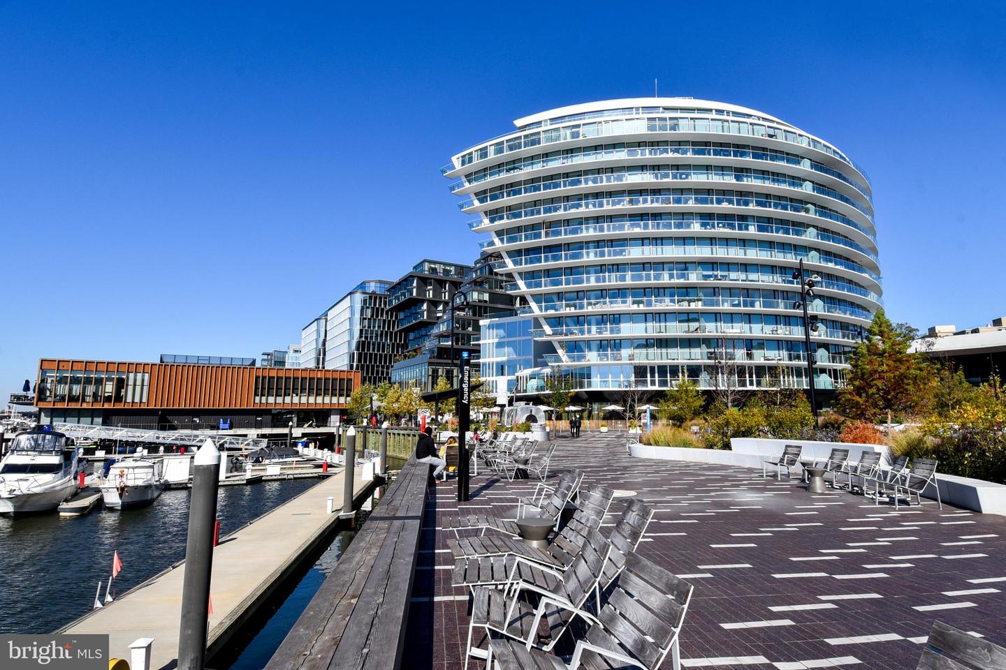 700 7TH ST SW #826, WASHINGTON, District Of Columbia 20024, 1 Bedroom Bedrooms, 4 Rooms Rooms,1 BathroomBathrooms,Residential,For sale,700 7TH ST SW #826,DCDC2245020 MLS # DCDC2245020