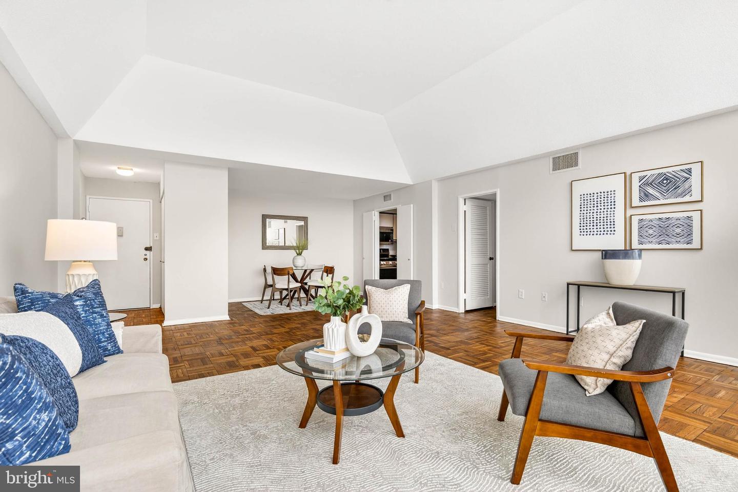 700 7TH ST SW #826, WASHINGTON, District Of Columbia 20024, 1 Bedroom Bedrooms, 4 Rooms Rooms,1 BathroomBathrooms,Residential,For sale,700 7TH ST SW #826,DCDC2245020 MLS # DCDC2245020