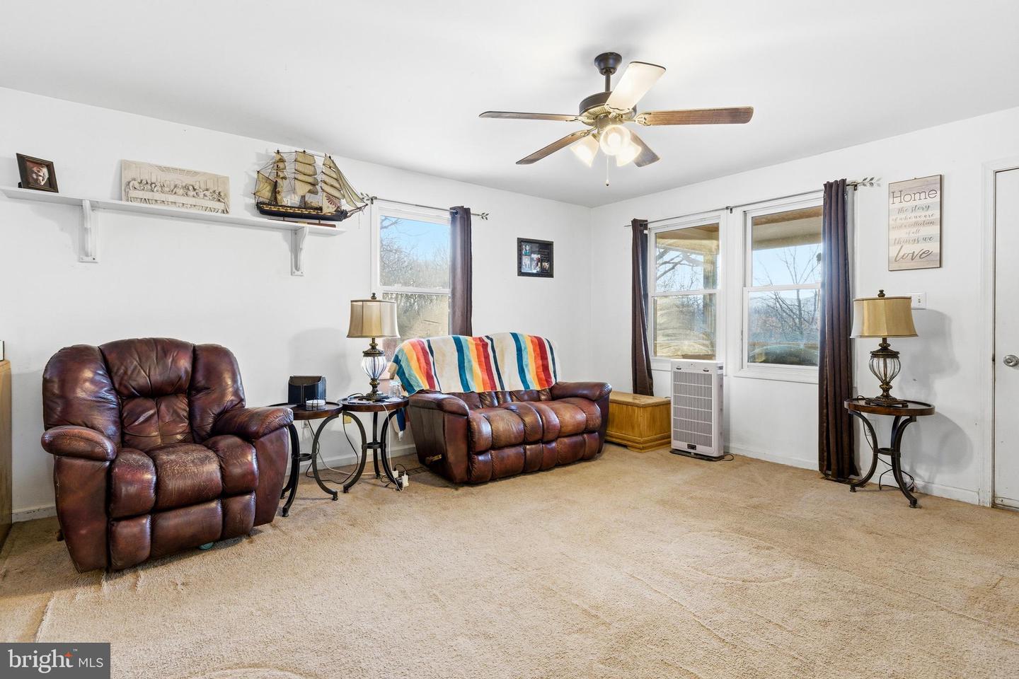 99 LAUREL LN, FORT VALLEY, Virginia 22652, 3 Bedrooms Bedrooms, ,1 BathroomBathrooms,Residential,For sale,99 LAUREL LN,VASH2013530 MLS # VASH2013530