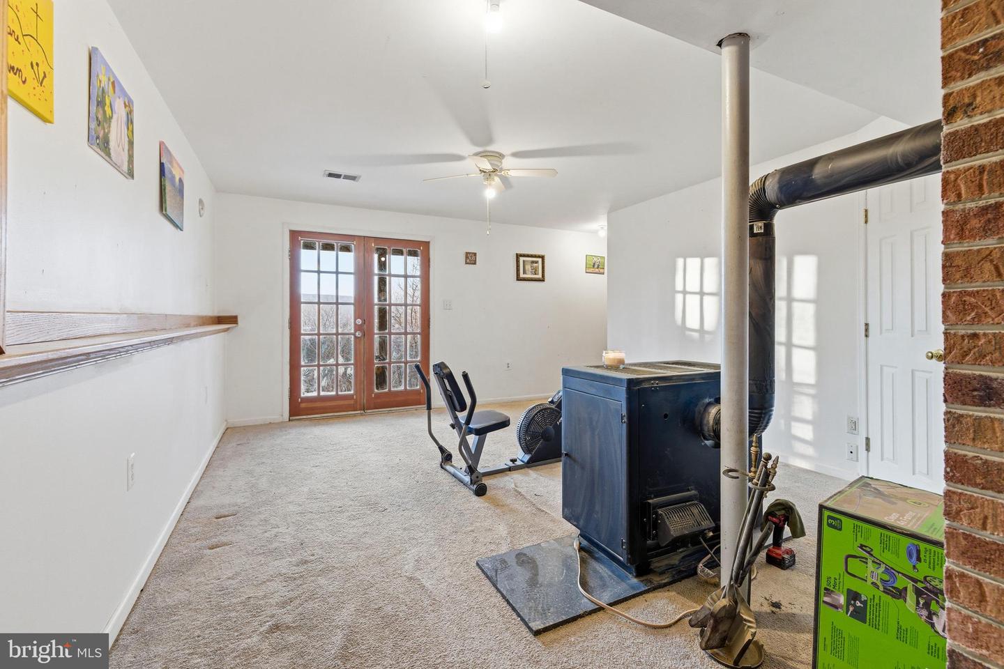 99 LAUREL LN, FORT VALLEY, Virginia 22652, 3 Bedrooms Bedrooms, ,1 BathroomBathrooms,Residential,For sale,99 LAUREL LN,VASH2013530 MLS # VASH2013530