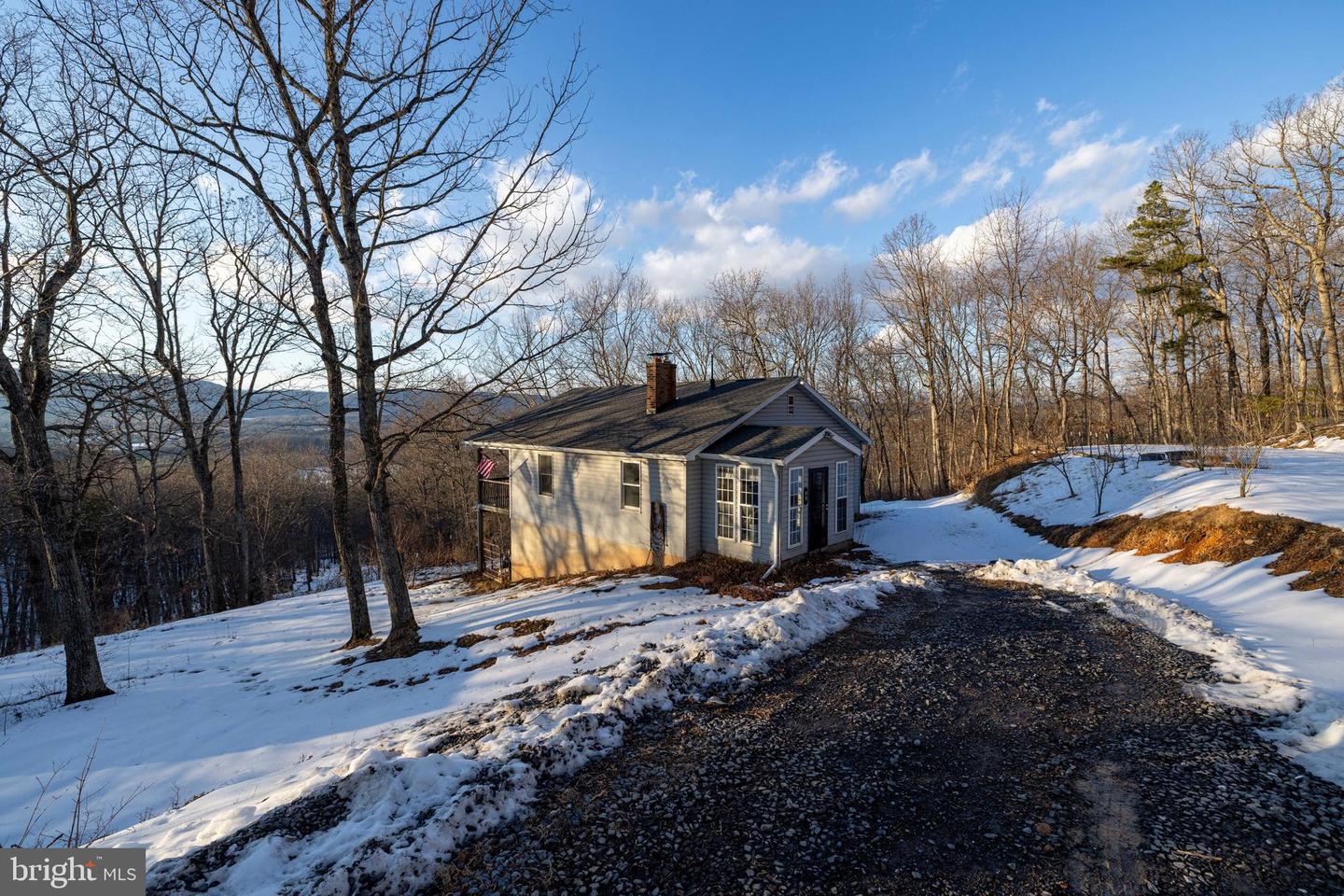 99 LAUREL LN, FORT VALLEY, Virginia 22652, 3 Bedrooms Bedrooms, ,1 BathroomBathrooms,Residential,For sale,99 LAUREL LN,VASH2013530 MLS # VASH2013530