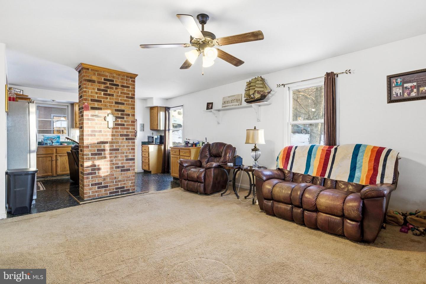 99 LAUREL LN, FORT VALLEY, Virginia 22652, 3 Bedrooms Bedrooms, ,1 BathroomBathrooms,Residential,For sale,99 LAUREL LN,VASH2013530 MLS # VASH2013530