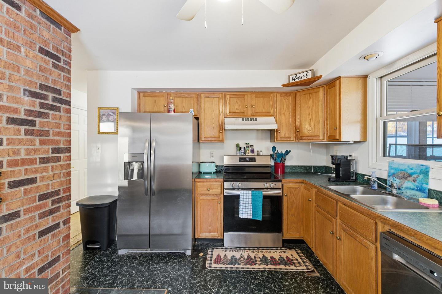 99 LAUREL LN, FORT VALLEY, Virginia 22652, 3 Bedrooms Bedrooms, ,1 BathroomBathrooms,Residential,For sale,99 LAUREL LN,VASH2013530 MLS # VASH2013530