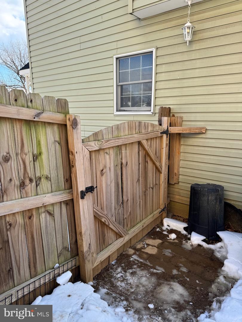 8332 MAUZY SQUARE, MARSHALL, Virginia 20115, 2 Bedrooms Bedrooms, ,2 BathroomsBathrooms,Residential,For sale,8332 MAUZY SQUARE,VAFQ2020466 MLS # VAFQ2020466