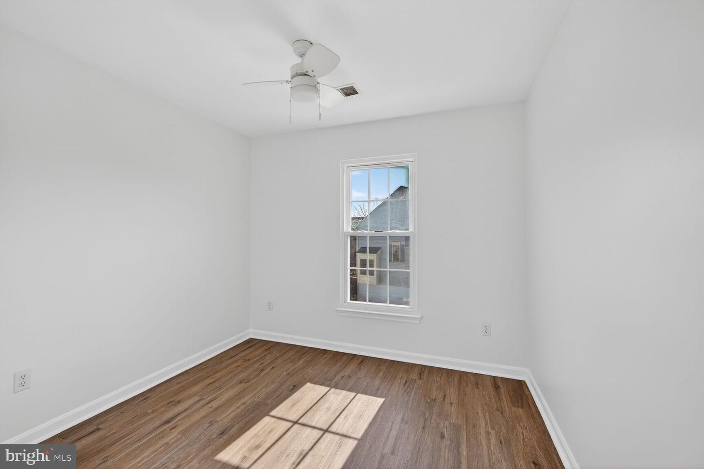 45544 WHITCOMB SQ, STERLING, Virginia 20166, 4 Bedrooms Bedrooms, ,3 BathroomsBathrooms,Residential,For sale,45544 WHITCOMB SQ,VALO2115396 MLS # VALO2115396