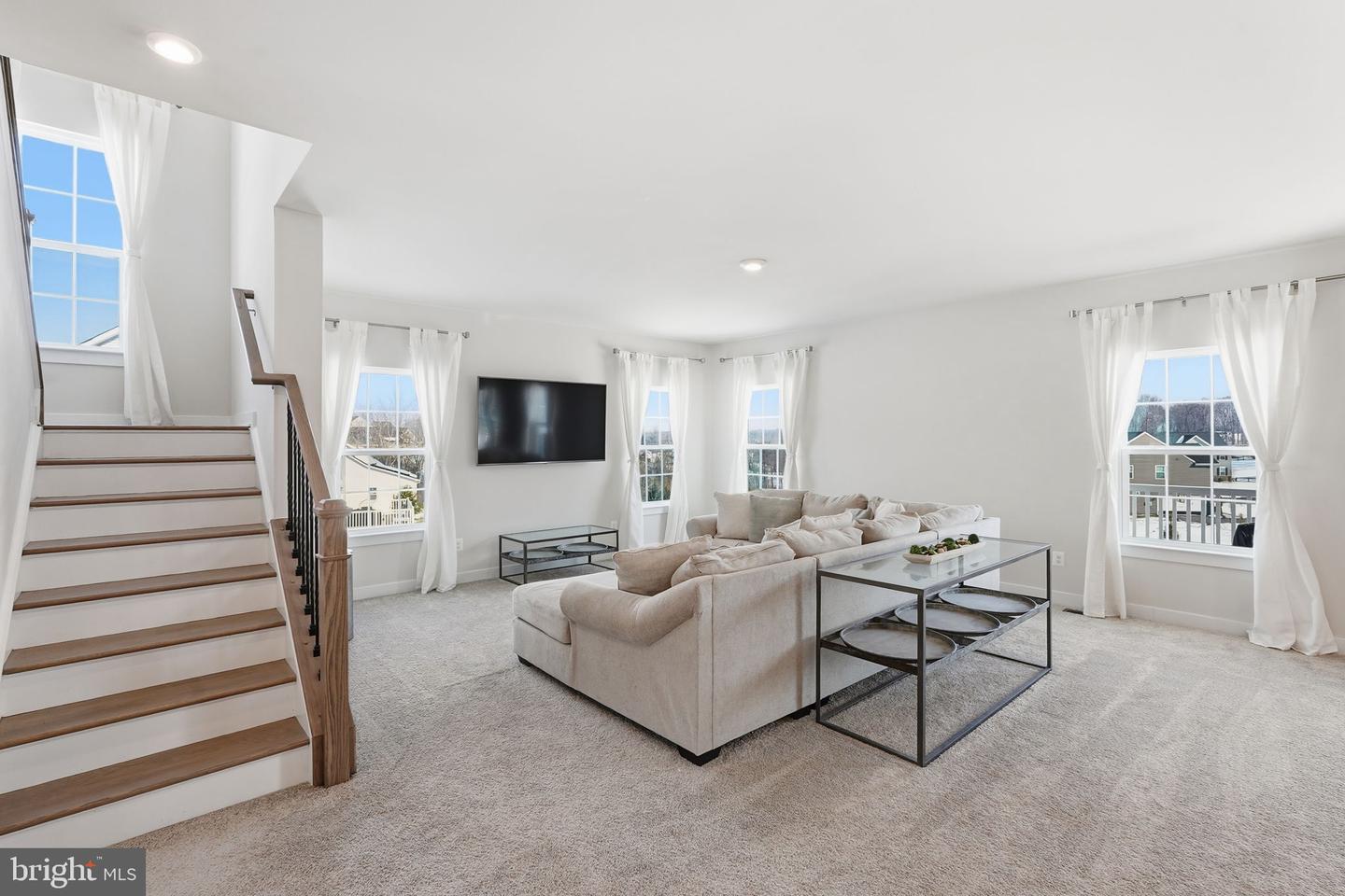 6530 BOB WHITE DR, WARRENTON, Virginia 20187, 6 Bedrooms Bedrooms, ,4 BathroomsBathrooms,Residential,For sale,6530 BOB WHITE DR,VAFQ2020482 MLS # VAFQ2020482