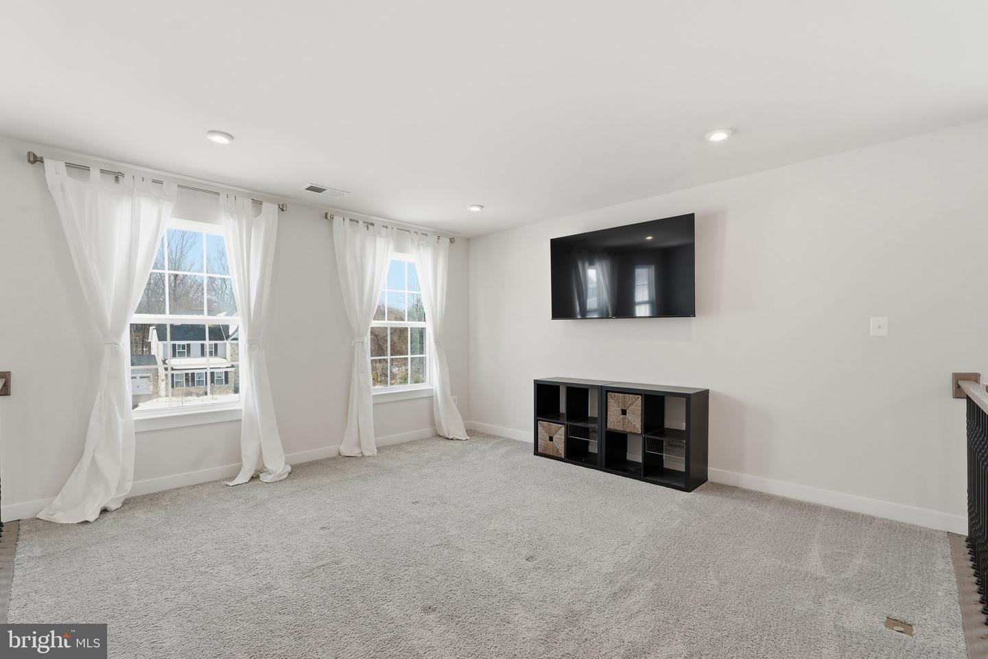 6530 BOB WHITE DR, WARRENTON, Virginia 20187, 6 Bedrooms Bedrooms, ,4 BathroomsBathrooms,Residential,For sale,6530 BOB WHITE DR,VAFQ2020482 MLS # VAFQ2020482