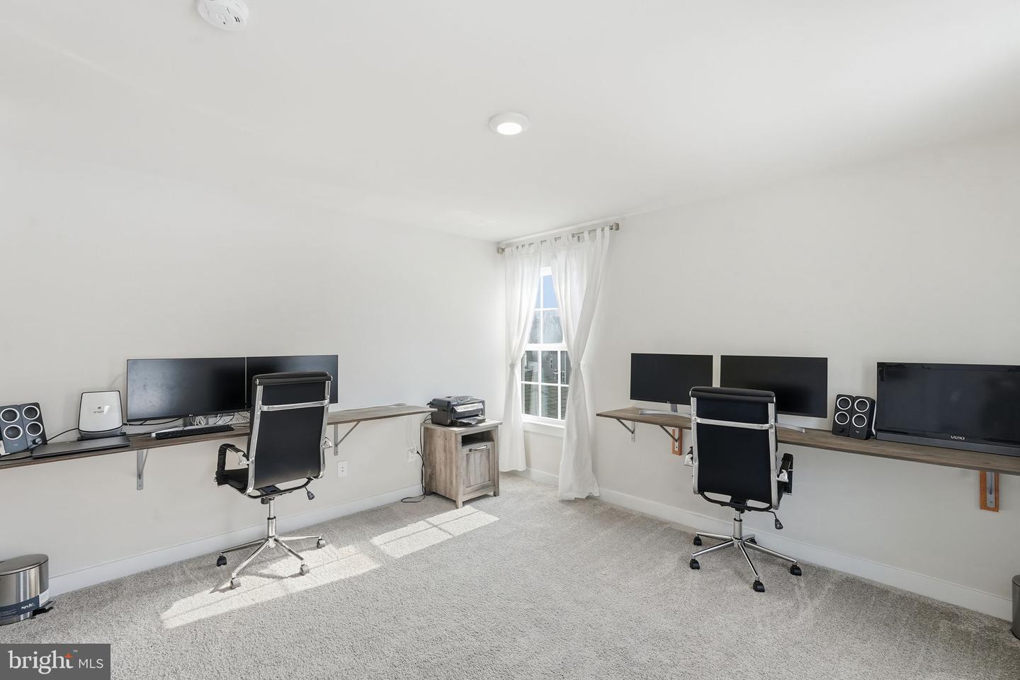 6530 BOB WHITE DR, WARRENTON, Virginia 20187, 6 Bedrooms Bedrooms, ,4 BathroomsBathrooms,Residential,For sale,6530 BOB WHITE DR,VAFQ2020482 MLS # VAFQ2020482