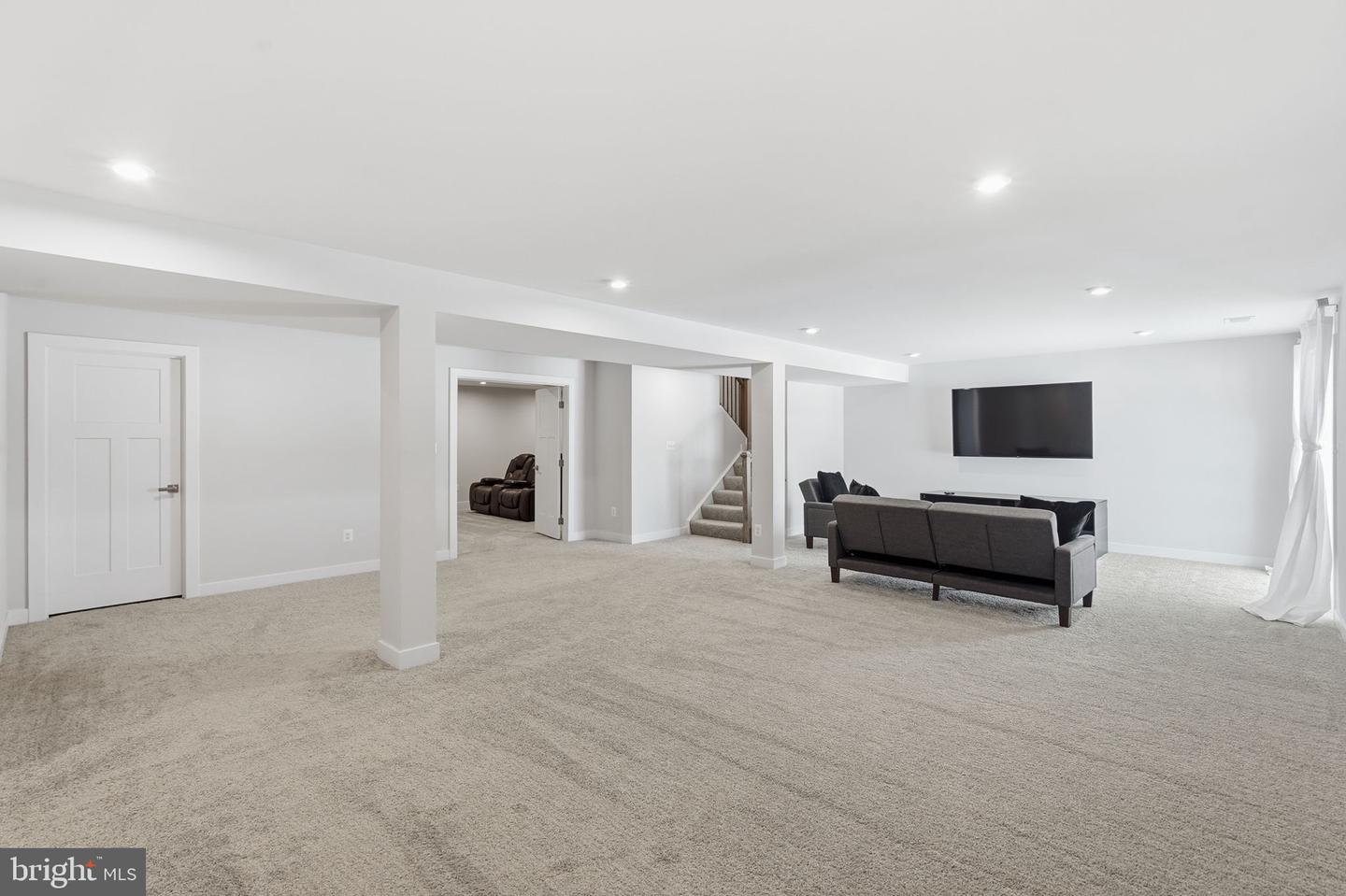 6530 BOB WHITE DR, WARRENTON, Virginia 20187, 6 Bedrooms Bedrooms, ,4 BathroomsBathrooms,Residential,For sale,6530 BOB WHITE DR,VAFQ2020482 MLS # VAFQ2020482