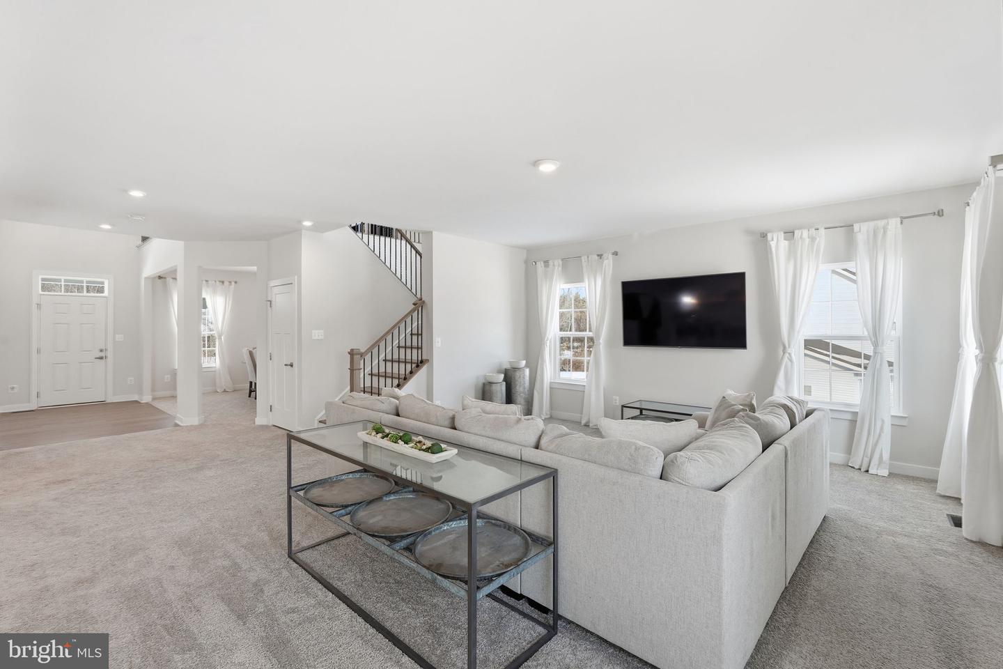 6530 BOB WHITE DR, WARRENTON, Virginia 20187, 6 Bedrooms Bedrooms, ,4 BathroomsBathrooms,Residential,For sale,6530 BOB WHITE DR,VAFQ2020482 MLS # VAFQ2020482