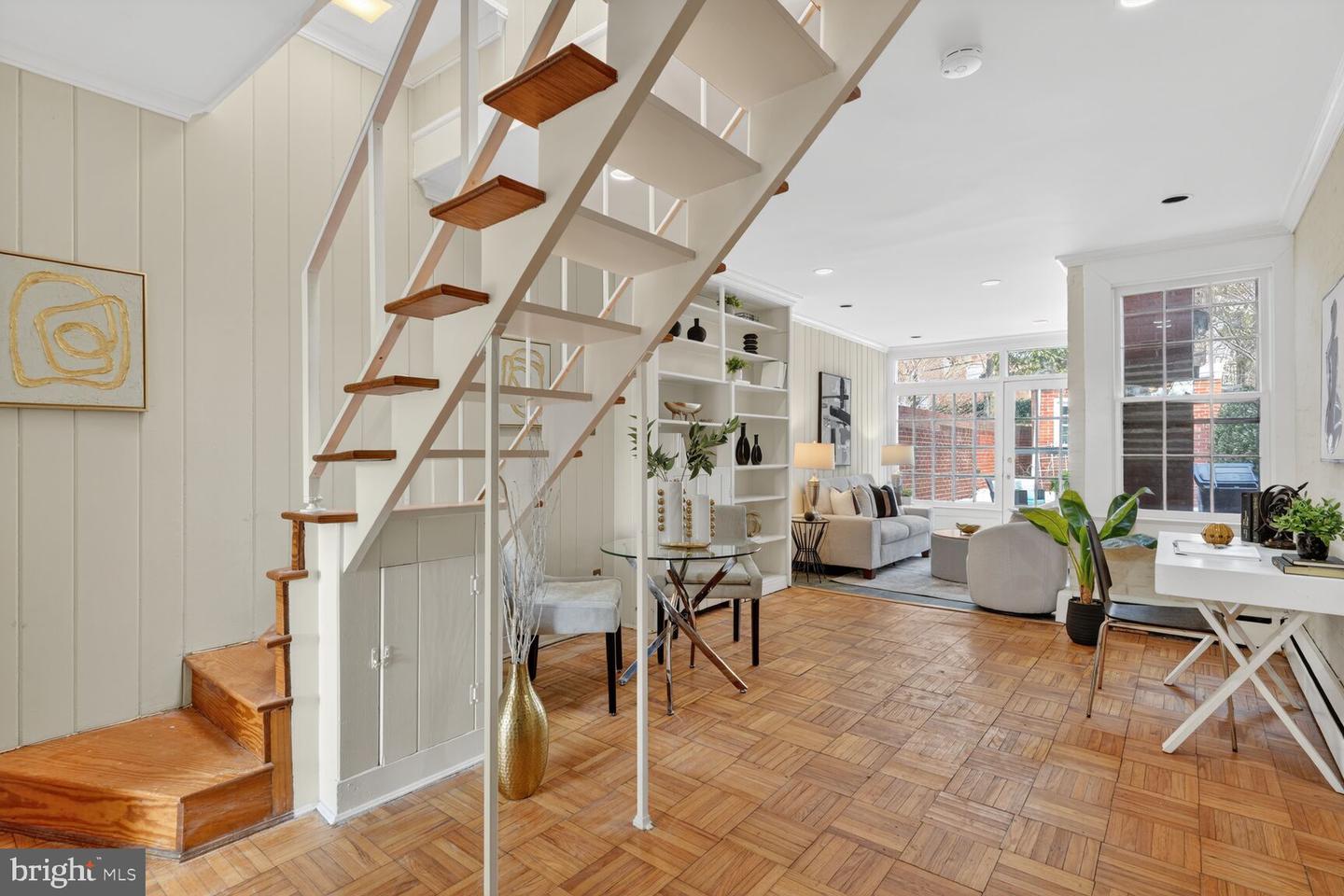 3413 Q ST NW, WASHINGTON, District Of Columbia 20007, 2 Bedrooms Bedrooms, ,1 BathroomBathrooms,Residential,For sale,3413 Q ST NW,DCDC2245160 MLS # DCDC2245160