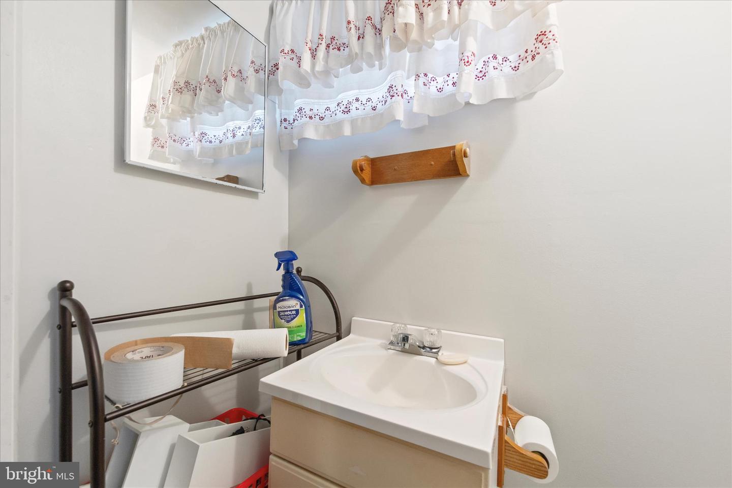 406 BRANDYWINE ST SE, WASHINGTON, District Of Columbia 20032, 2 Bedrooms Bedrooms, ,1 BathroomBathrooms,Residential,For sale,406 BRANDYWINE ST SE,DCDC2245186 MLS # DCDC2245186