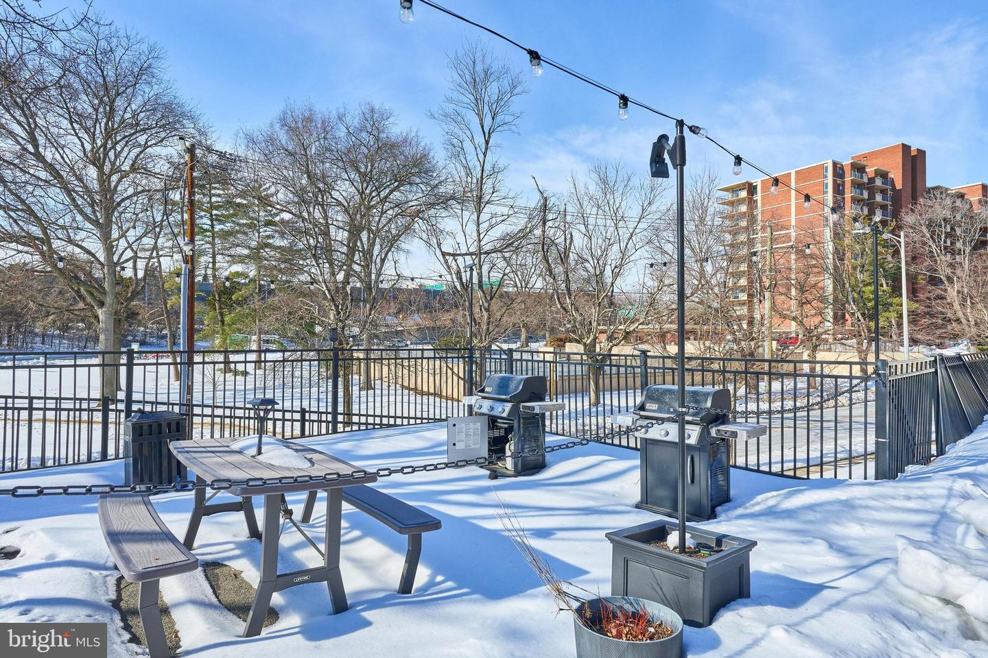 1300 S ARLINGTON RIDGE RD #504, ARLINGTON, Virginia 22202, 1 Bedroom Bedrooms, ,1 BathroomBathrooms,Residential,For sale,1300 S ARLINGTON RIDGE RD #504,VAAR2068638 MLS # VAAR2068638