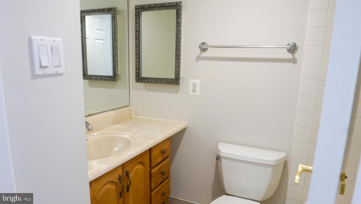 2311 PIMMIT DR #815, FALLS CHURCH, Virginia 22043, 2 Bedrooms Bedrooms, ,2 BathroomsBathrooms,Residential,For sale,2311 PIMMIT DR #815,VAFX2289798 MLS # VAFX2289798