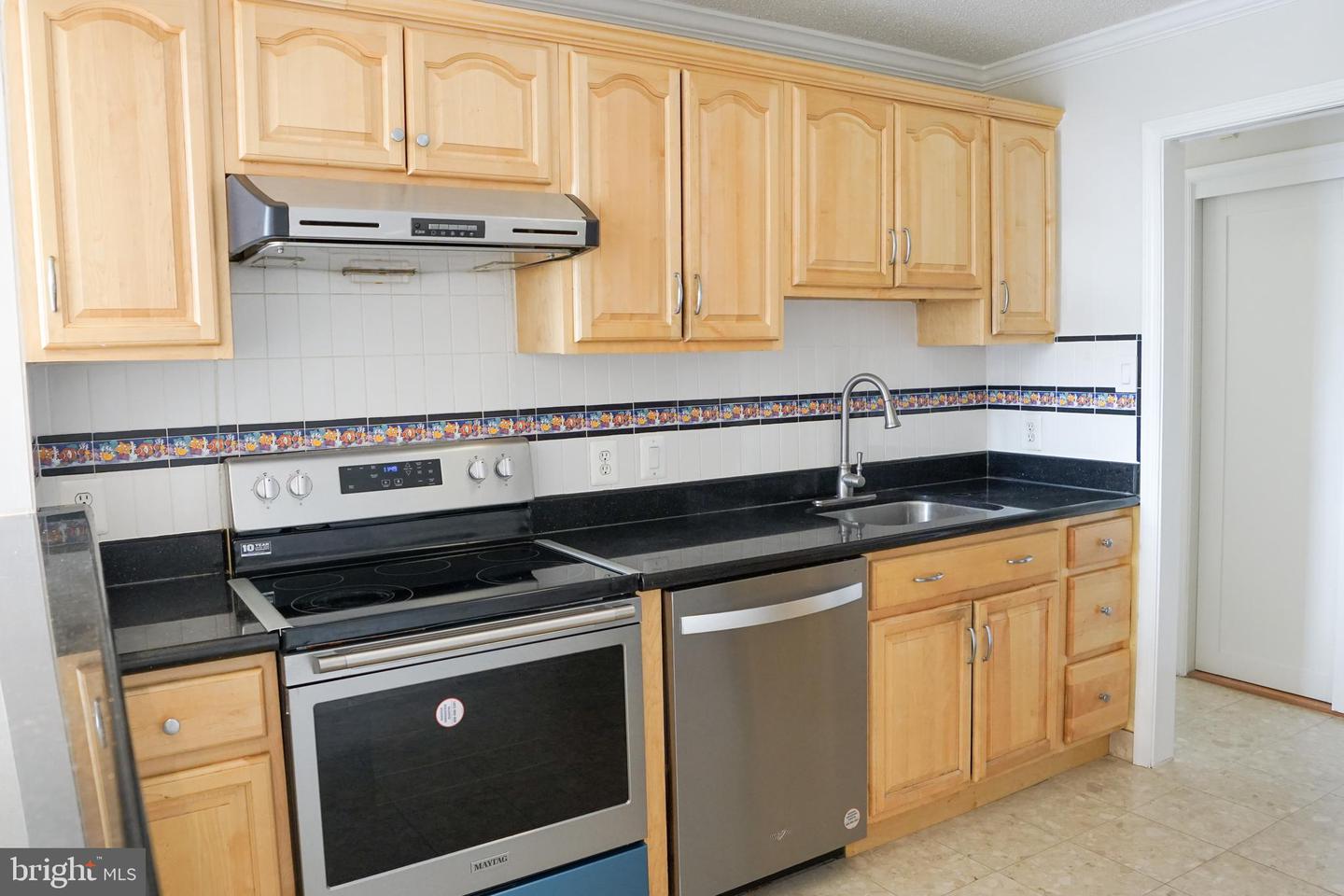 2311 PIMMIT DR #815, FALLS CHURCH, Virginia 22043, 2 Bedrooms Bedrooms, ,2 BathroomsBathrooms,Residential,For sale,2311 PIMMIT DR #815,VAFX2289798 MLS # VAFX2289798