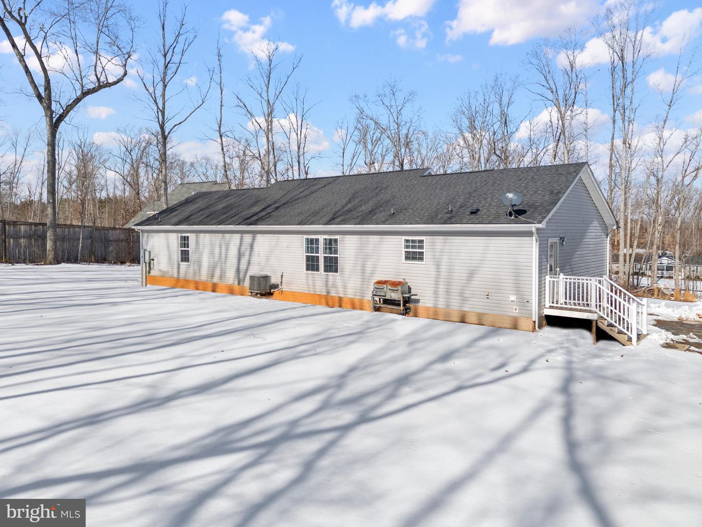 100 EVAN LN, LOUISA, Virginia 23093, 4 Bedrooms Bedrooms, ,2 BathroomsBathrooms,Residential,For sale,100 EVAN LN,VALA2009262 MLS # VALA2009262