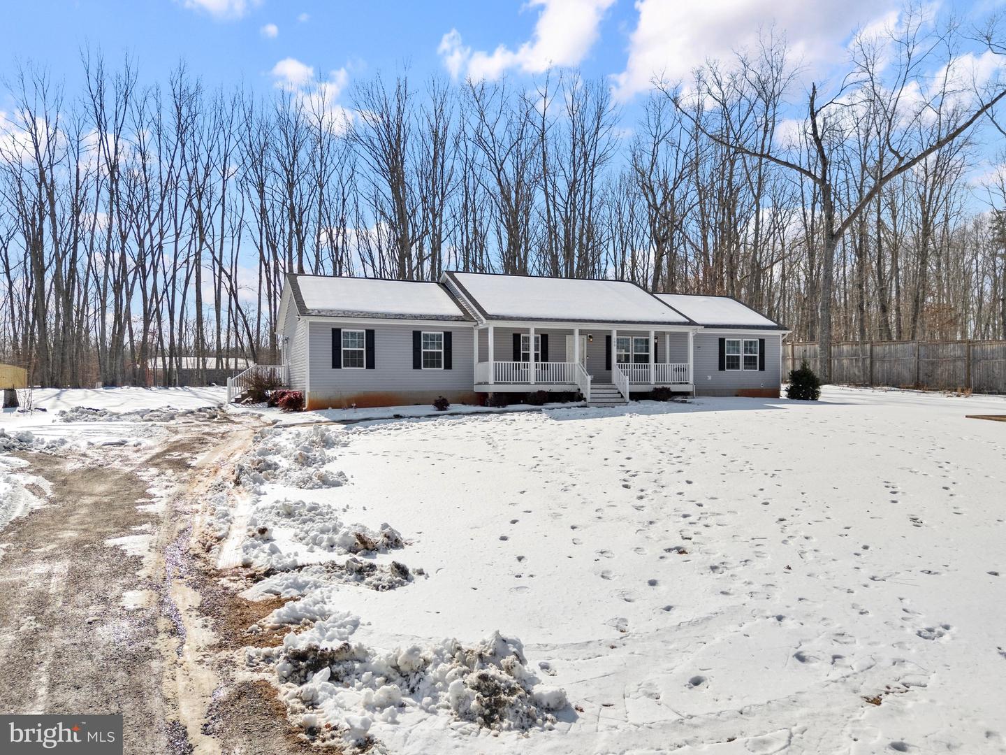 100 EVAN LN, LOUISA, Virginia 23093, 4 Bedrooms Bedrooms, ,2 BathroomsBathrooms,Residential,For sale,100 EVAN LN,VALA2009262 MLS # VALA2009262