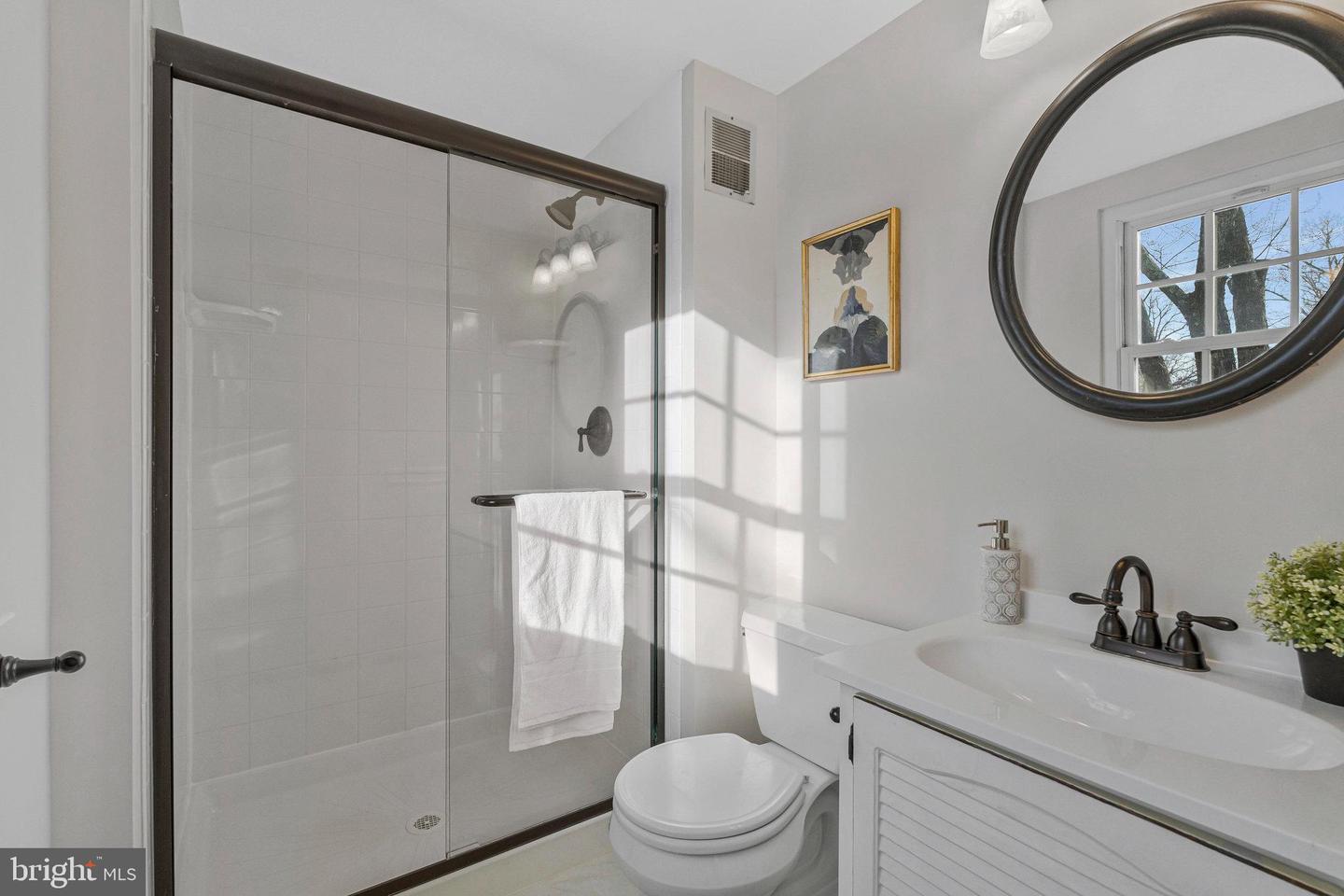 113 CARAGANA CT, STERLING, Virginia 20164, 4 Bedrooms Bedrooms, ,2 BathroomsBathrooms,Residential,For sale,113 CARAGANA CT,VALO2115558 MLS # VALO2115558