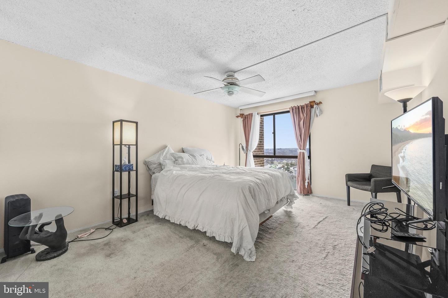 250 S REYNOLDS ST #1003, ALEXANDRIA, Virginia 22304, 2 Bedrooms Bedrooms, ,2 BathroomsBathrooms,Residential,For sale,250 S REYNOLDS ST #1003,VAAX2053970 MLS # VAAX2053970