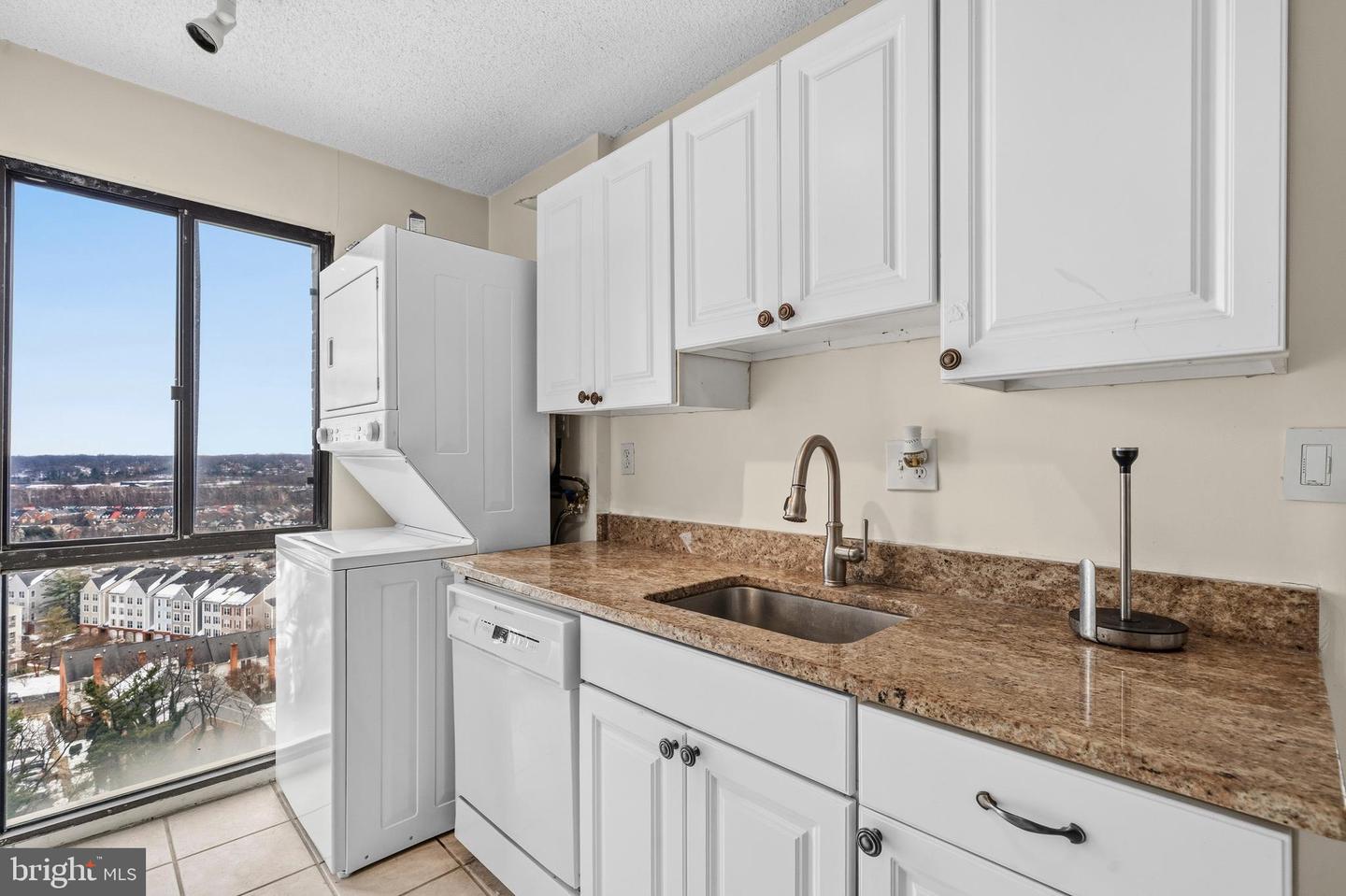 250 S REYNOLDS ST #1003, ALEXANDRIA, Virginia 22304, 2 Bedrooms Bedrooms, ,2 BathroomsBathrooms,Residential,For sale,250 S REYNOLDS ST #1003,VAAX2053970 MLS # VAAX2053970